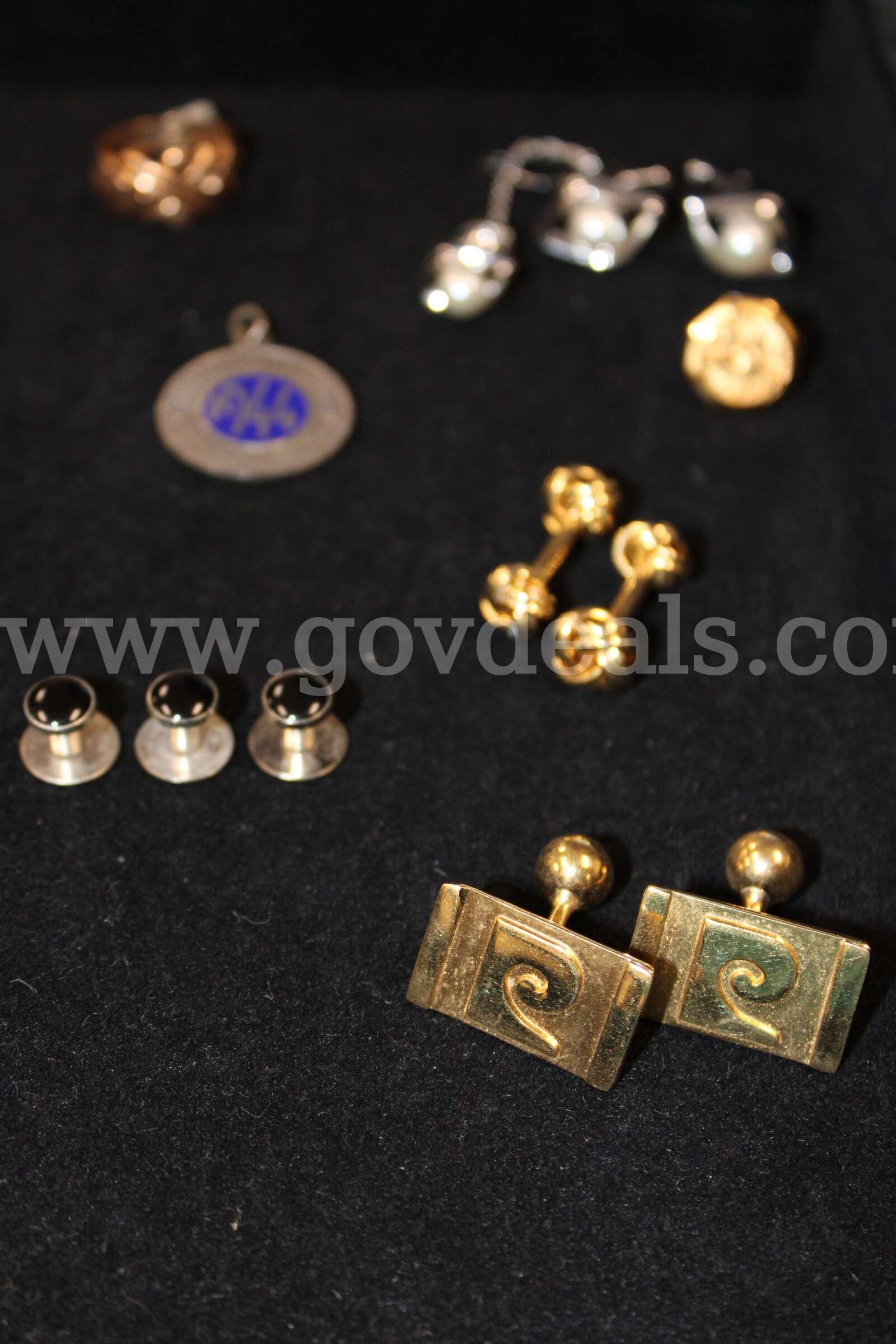 Watch (1)    Ring (3)     Bracelet (1)    Cuff Link Pair (3)  Tie (1)   Charm (1   Government Surplus Auction - Photo #4