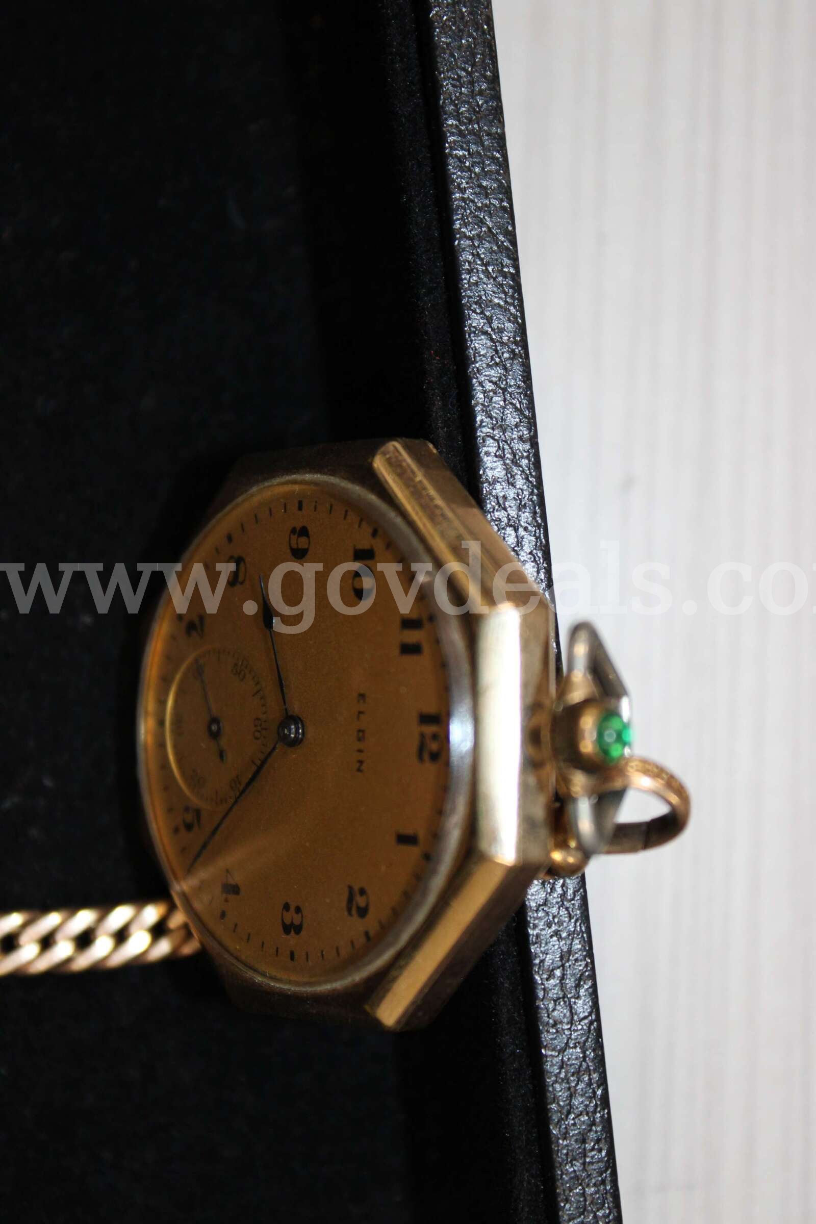 Watch (1)   Government Surplus Auction - Photo #4
