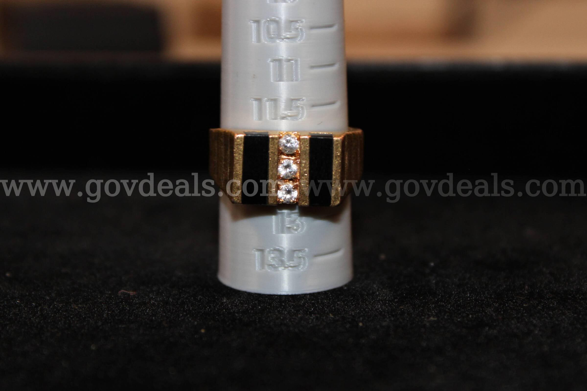 PENDANT (1); NECKLACE (1); WATCH (3); RING (2)   Government Surplus Auction - Photo #3