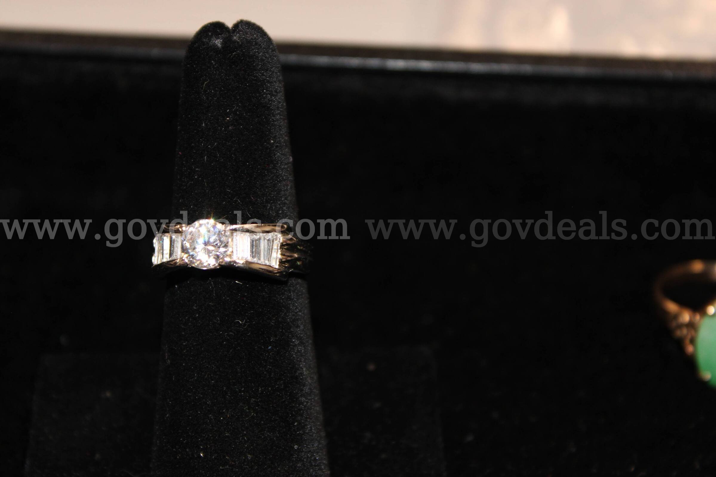 Jewelry & Watch   Government Surplus Auction - Photo #6