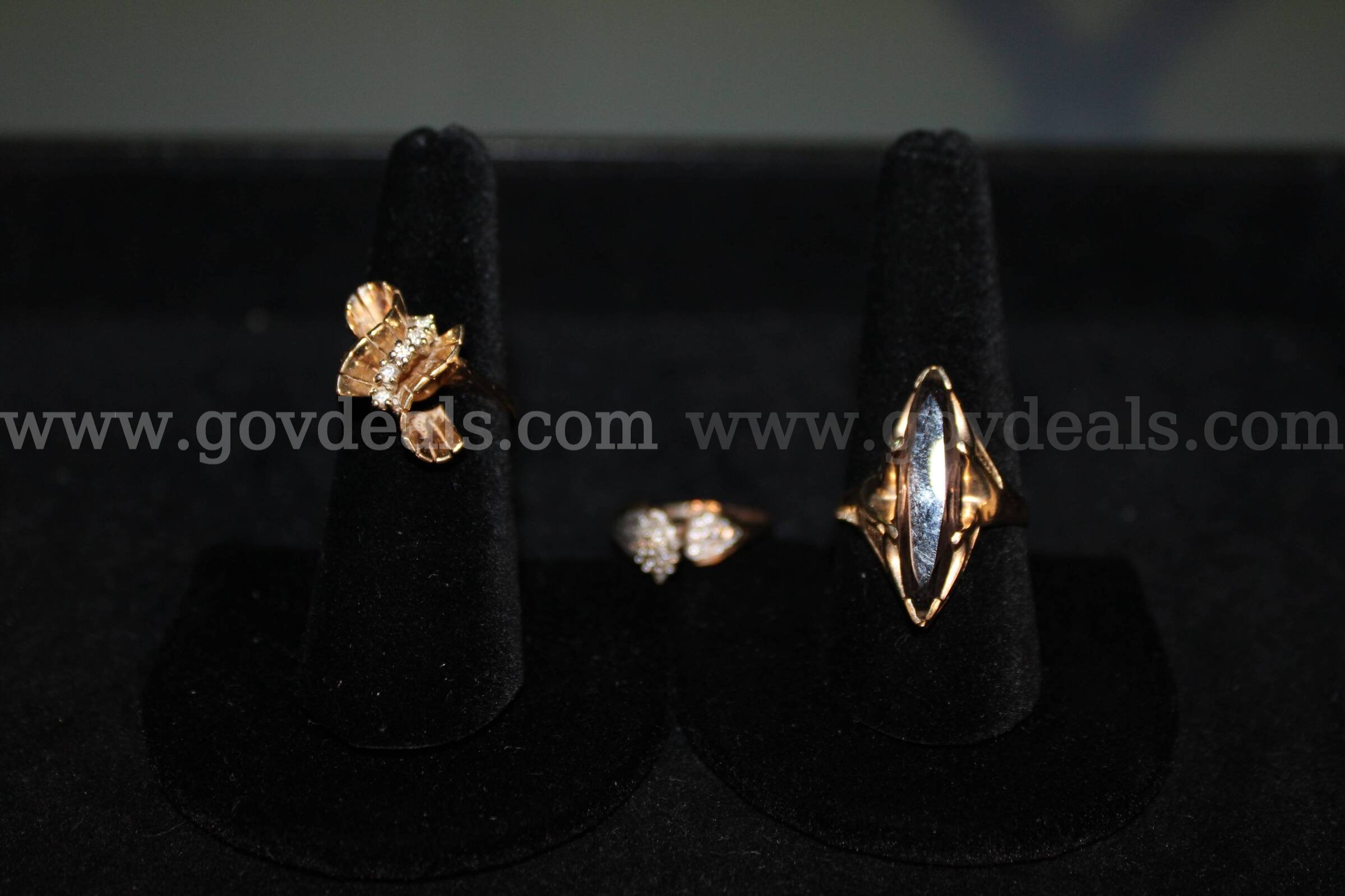 Rings (3)   Government Surplus Auction - Photo #2