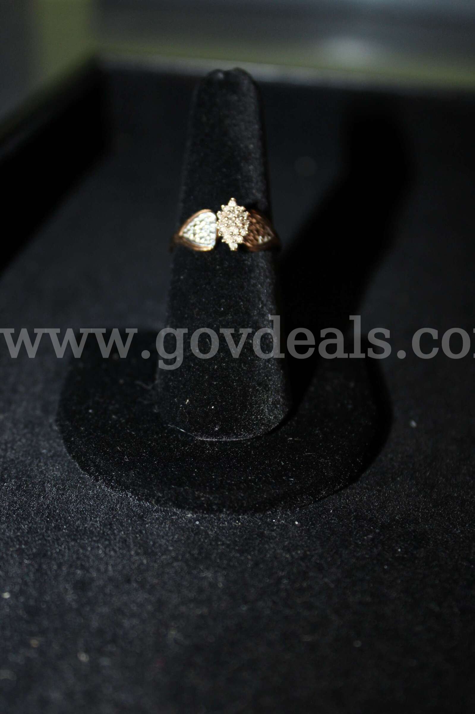 Rings (3)   Government Surplus Auction - Photo #3
