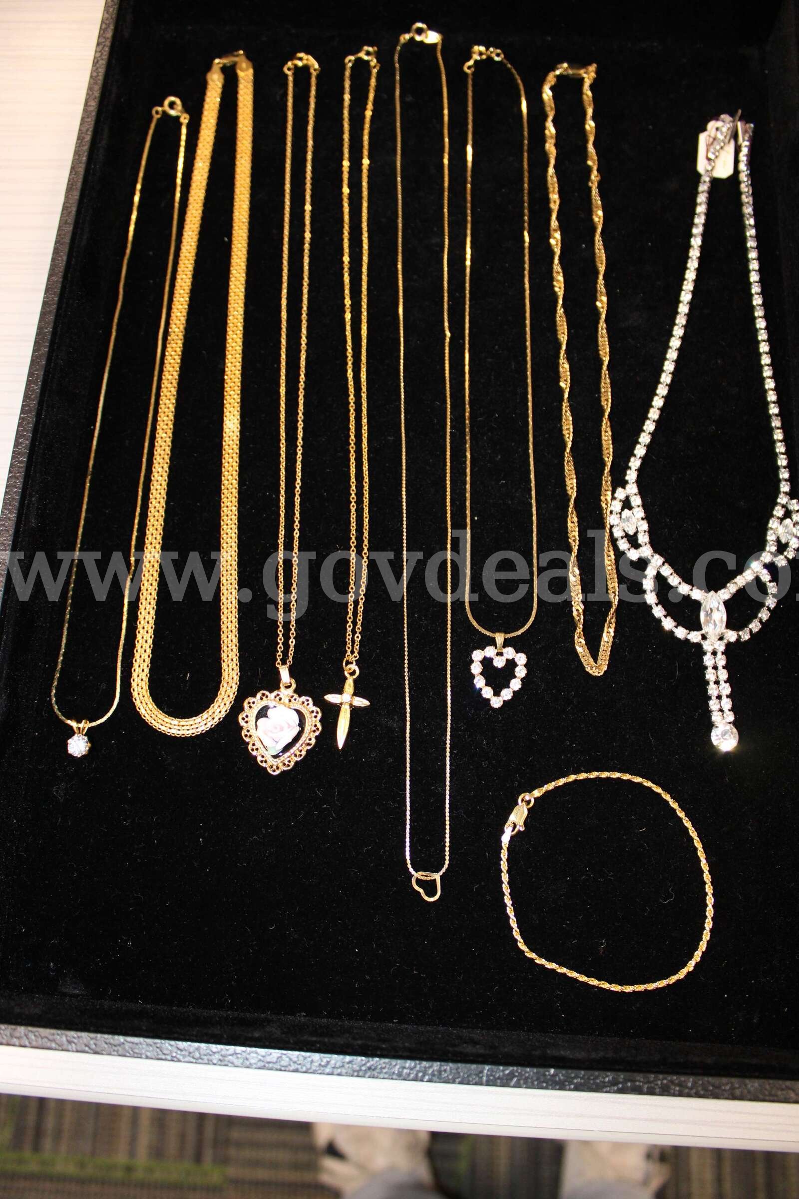 12 Necklace,  5 Bracelets,   8 Earrings Pair,  1 Single Earring,  1 Ring   Government Surplus Auction - Photo #2