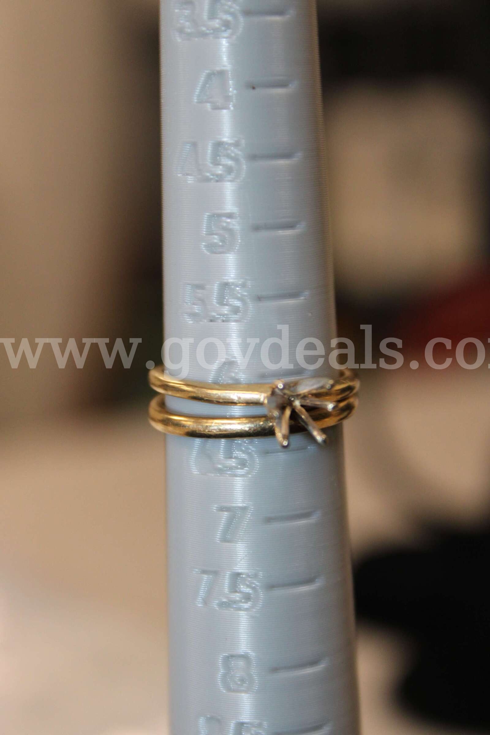 EARRING, PAIR (1); NECKLACE (2); BRACELET (2); RING (2); CUFF LINK PAIR (1); KEY   Government Surplus Auction - Photo #4