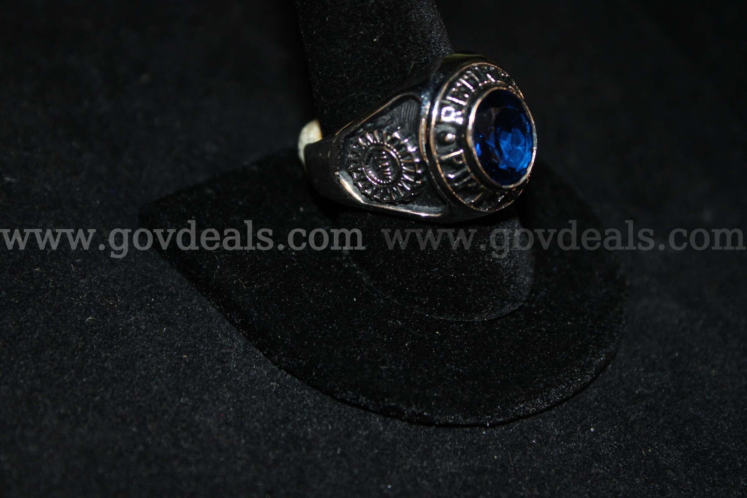 Ring (1)  Money Clip (1)  Tie Tack (2)   Government Surplus Auction - Photo #3