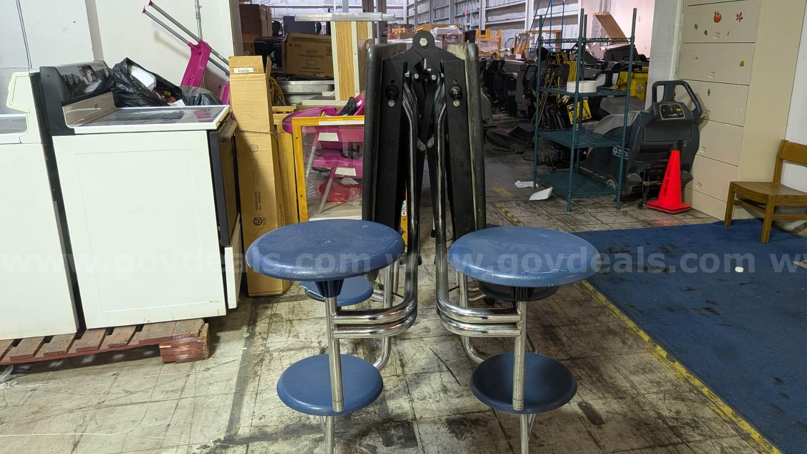 Folding Cafeteria Table with Attached Round Stools   Government Surplus Auction - Photo #2