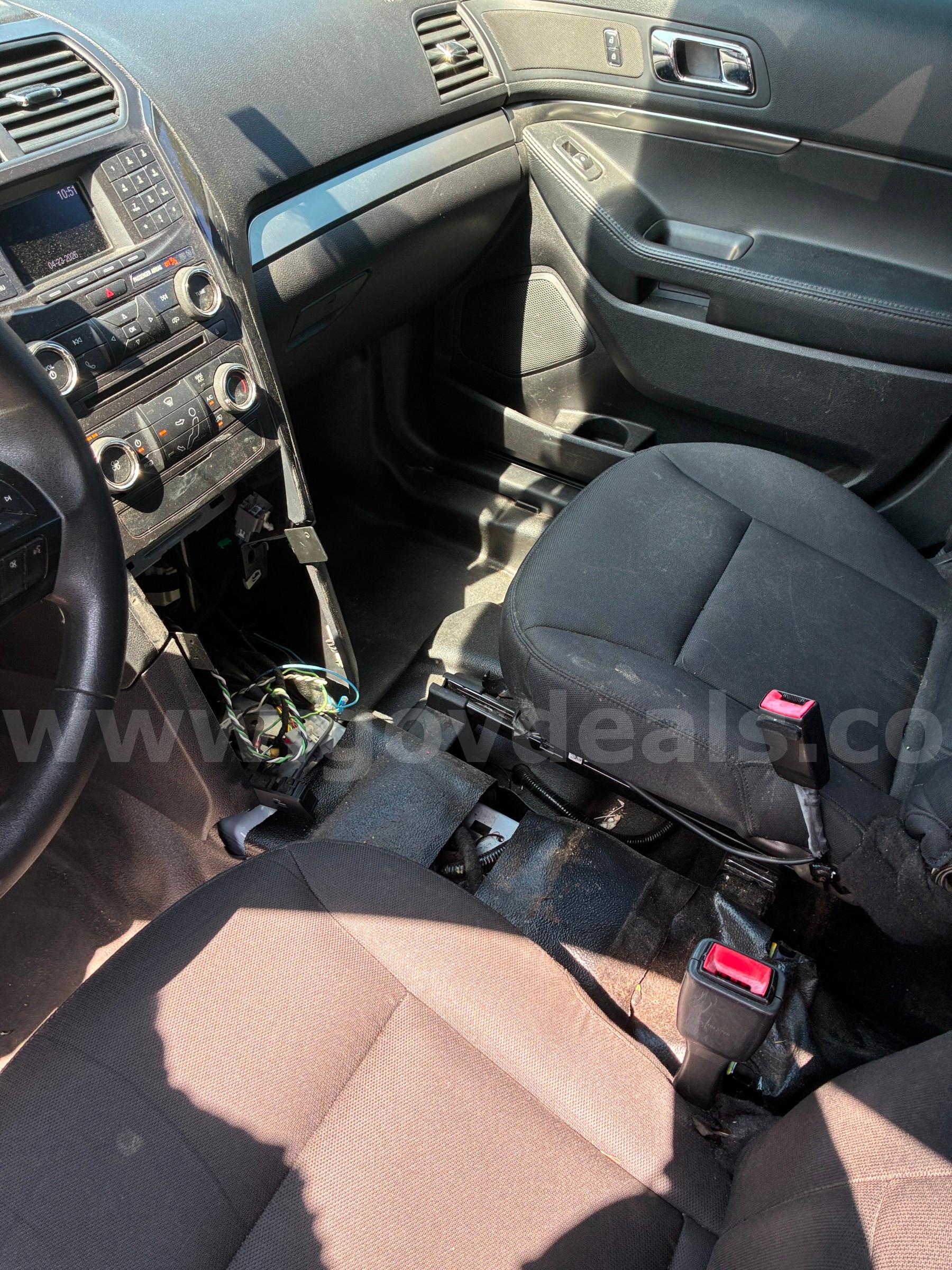 2017 FORD INTERCEPTOR SUV AWD FORD INTERCEPTOR Government Surplus Auction - Photo #2