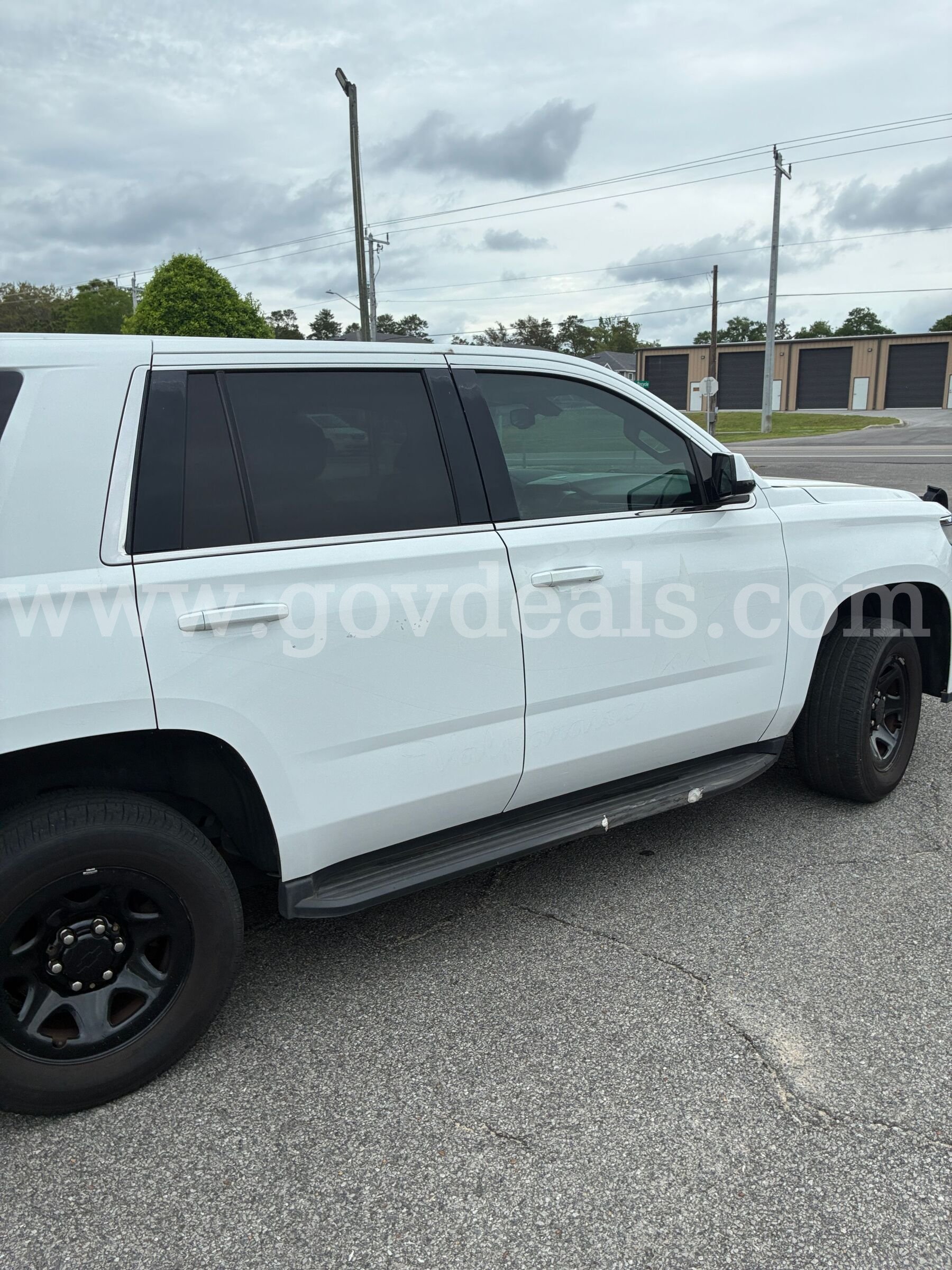 2017 CHEVROLET TAHOE POLICE CHEVROLET TAHOE Government Surplus Auction - Photo #3