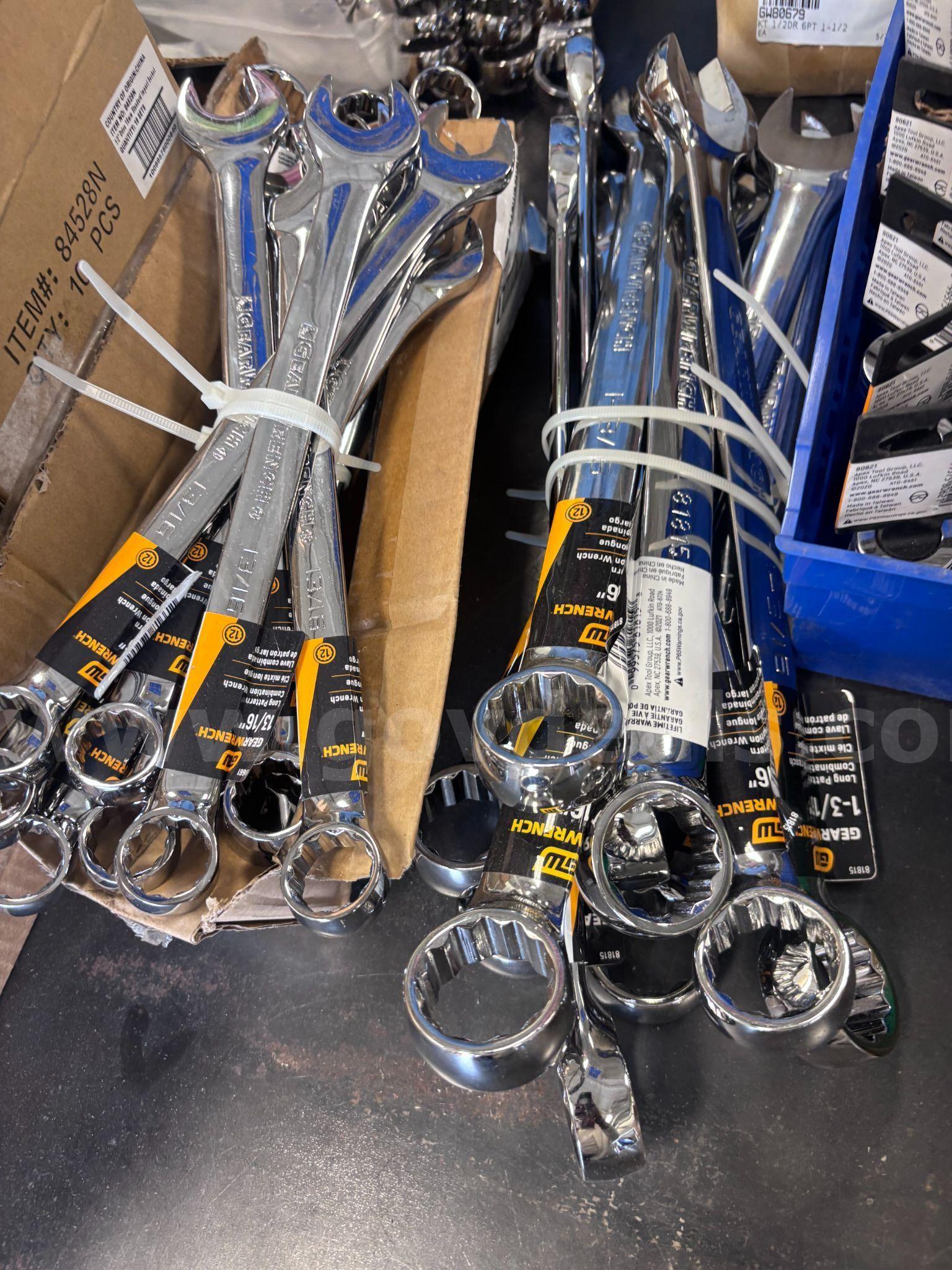 GearWrench sockets and wrenches-SEE DESCRIPTION   Government Surplus Auction - Primary Photo