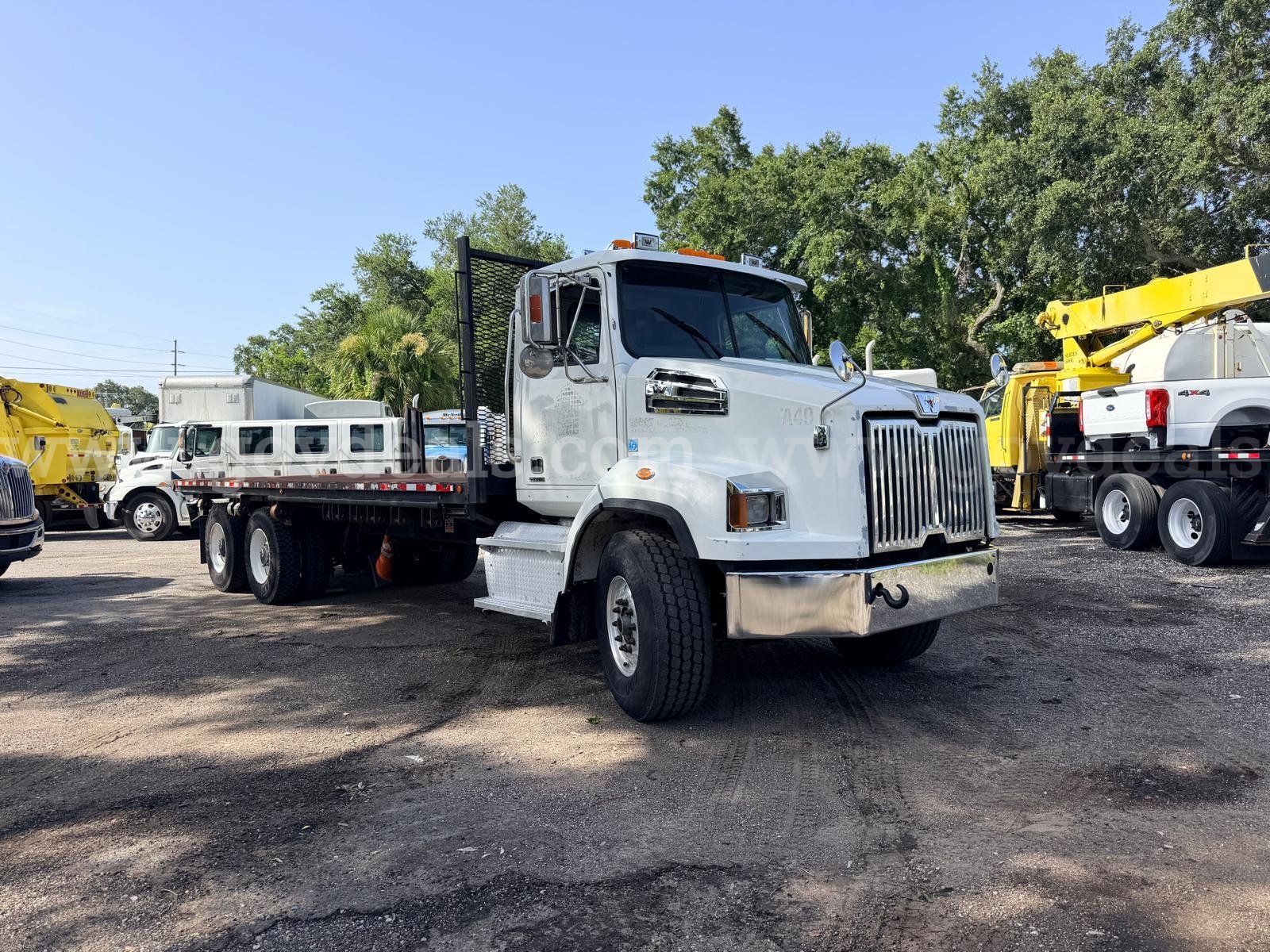 2017 Western Star Trucks 4700 Western Star Trucks 4700 Government Surplus Auction - Photo #2