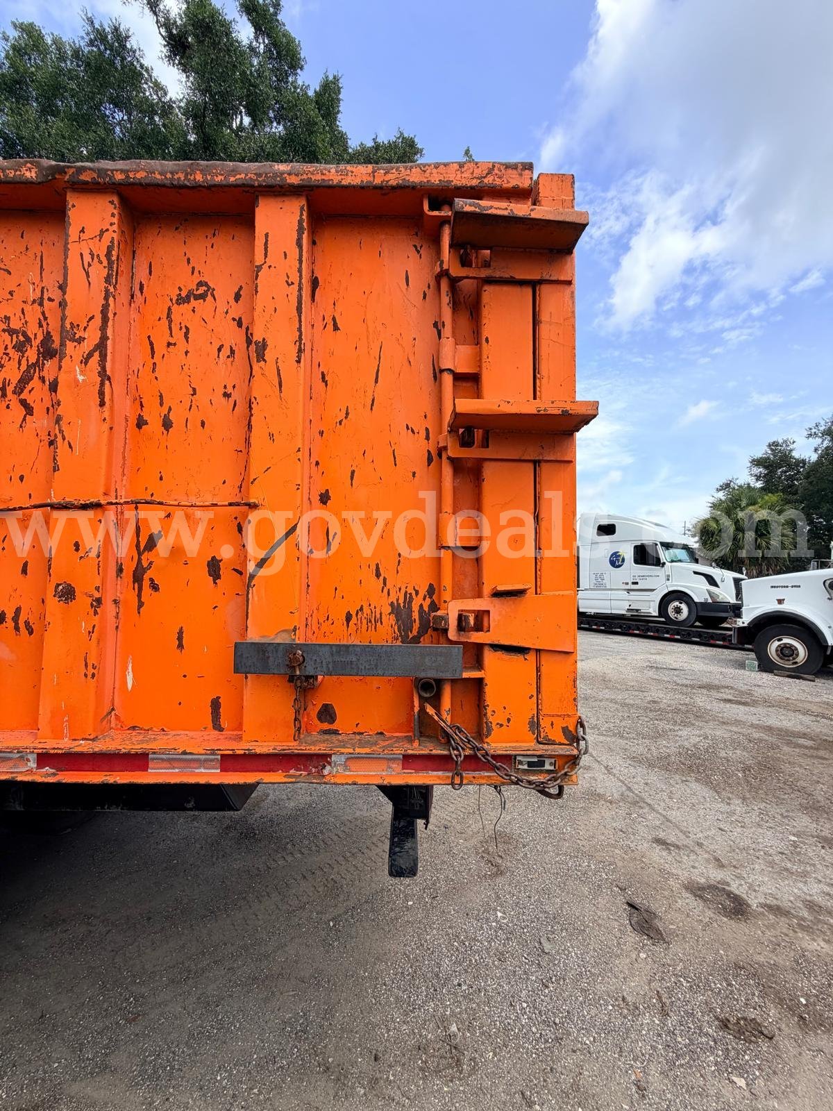 2006 International 4400 International 4400 Government Surplus Auction - Photo #6