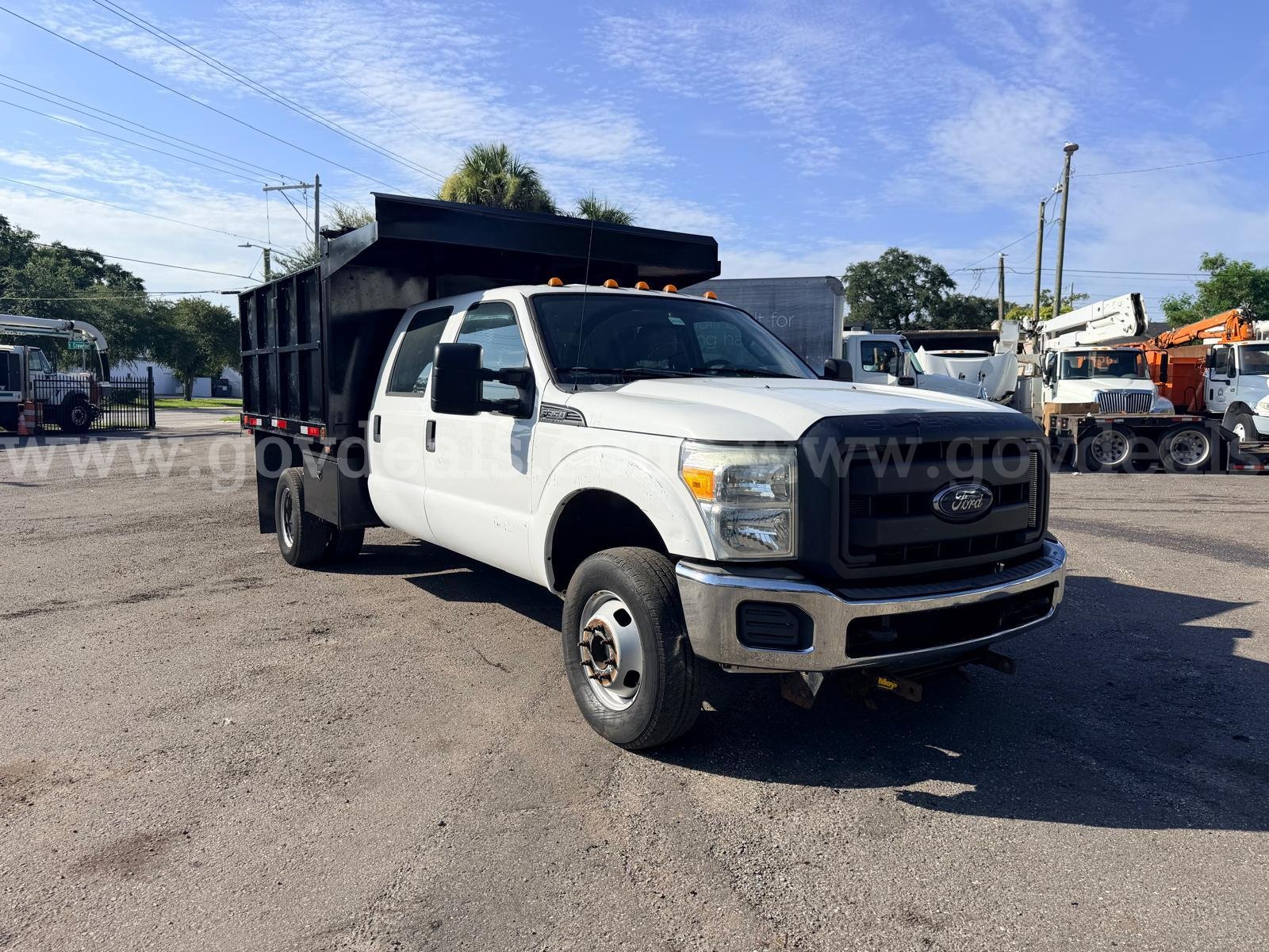 2015 Ford F-350 SD Ford F-350 Government Surplus Auction - Photo #2