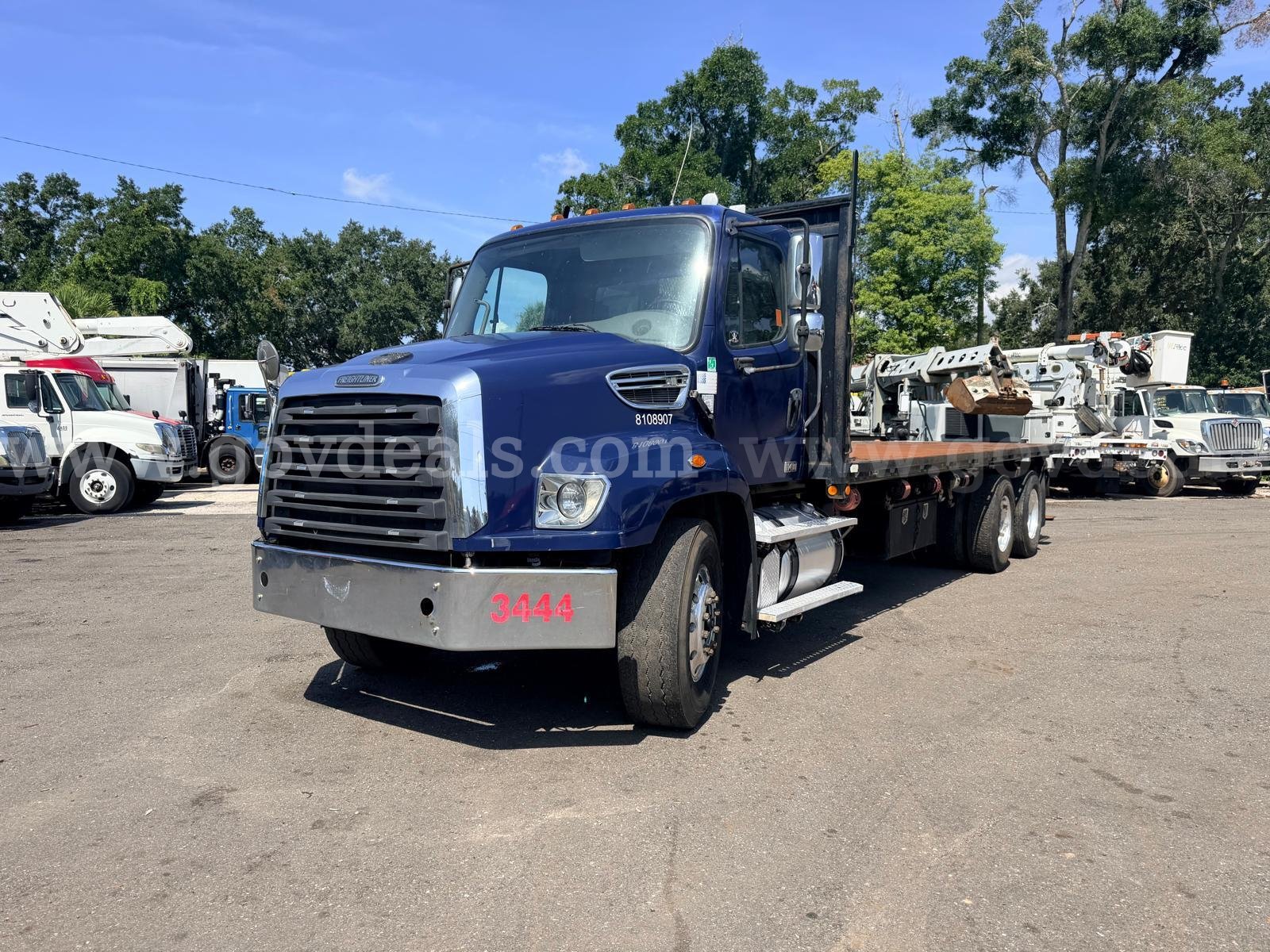 2015 Freightliner 114SD Freightliner 114SD Government Surplus Auction - Primary Photo