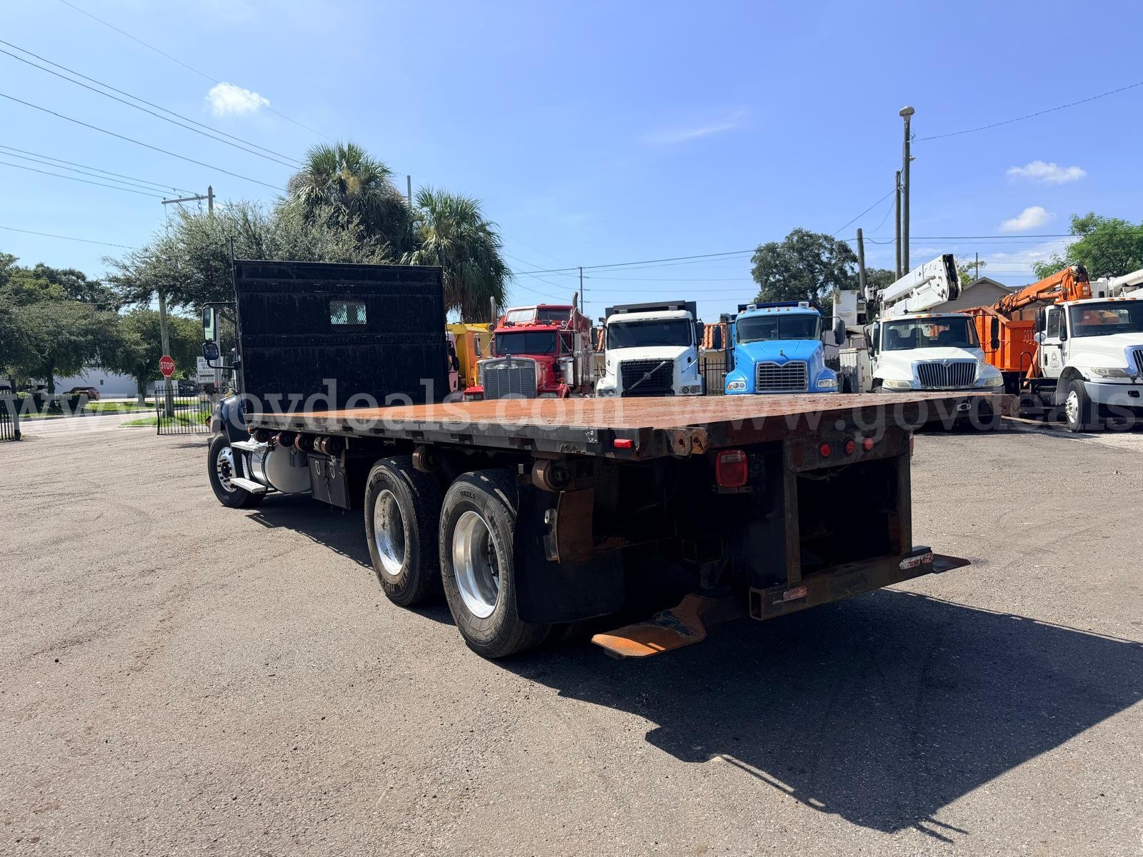 2015 Freightliner 114SD Freightliner 114SD Government Surplus Auction - Photo #4