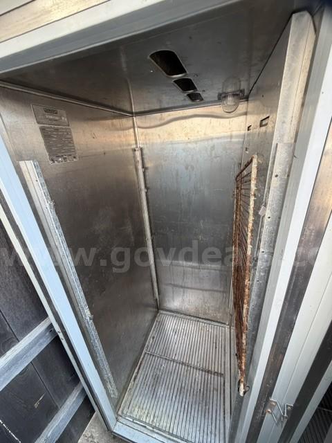 Two door fridge Hobart 0F1 Government Surplus Auction - Photo #5