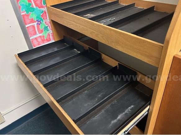 3 Media Cabinets with Pull Out Shelves   Government Surplus Auction - Photo #3