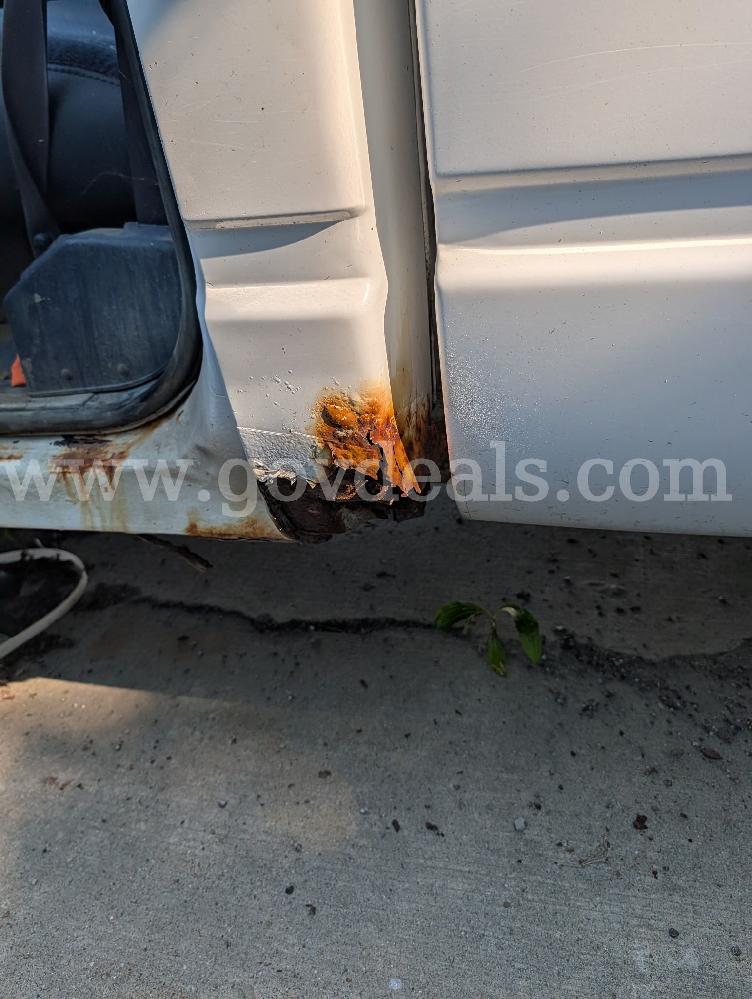 2000 GMC Sierra Classic 2500 GMC Sierra Government Surplus Auction - Photo #3