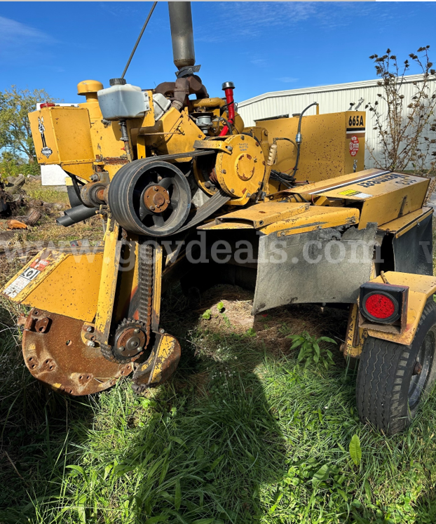 VERMEER 665A STUMP GRINDER Vermeer 665A Government Surplus Auction - Primary Photo