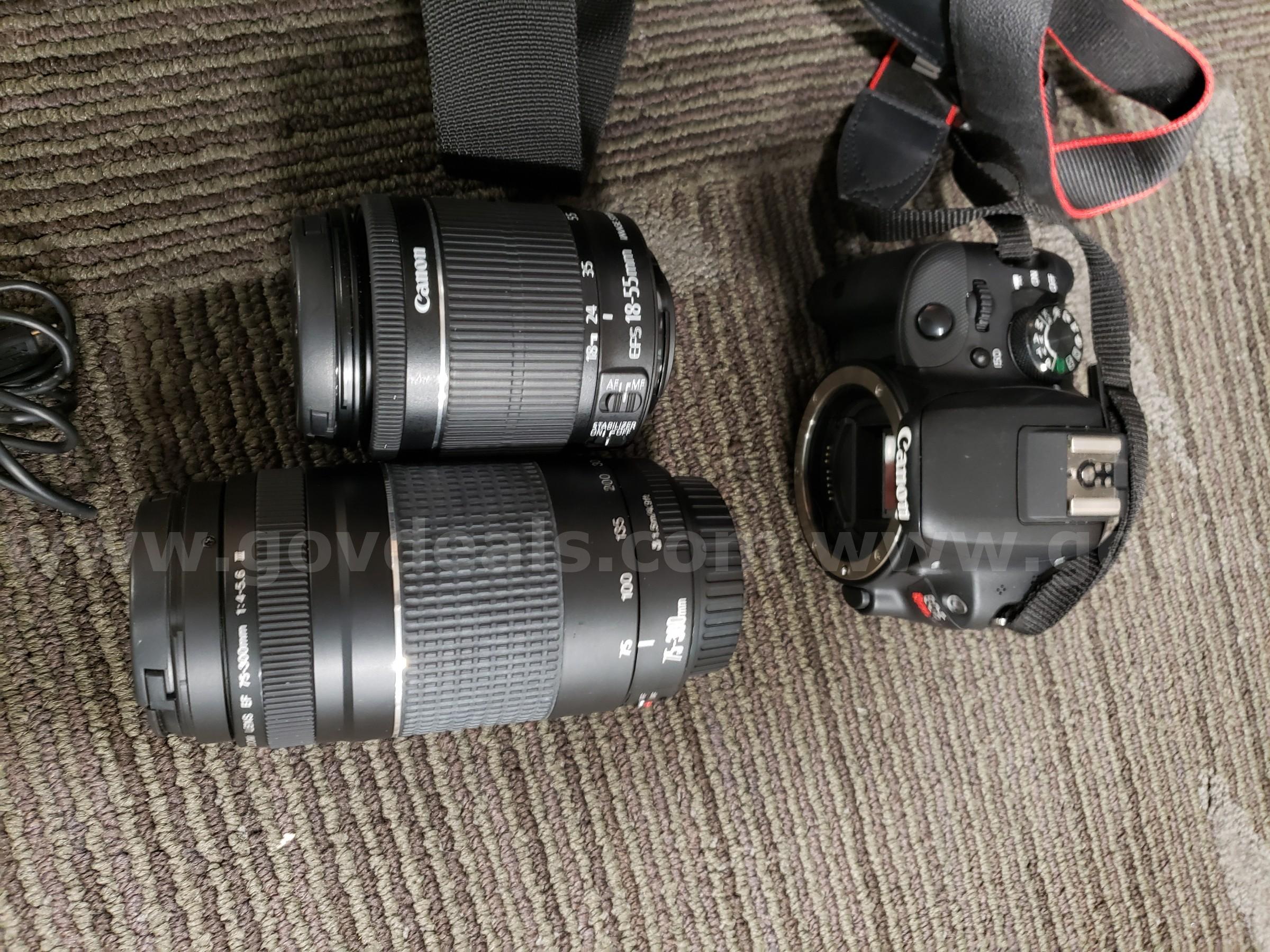 Canon SL1 camera and lens