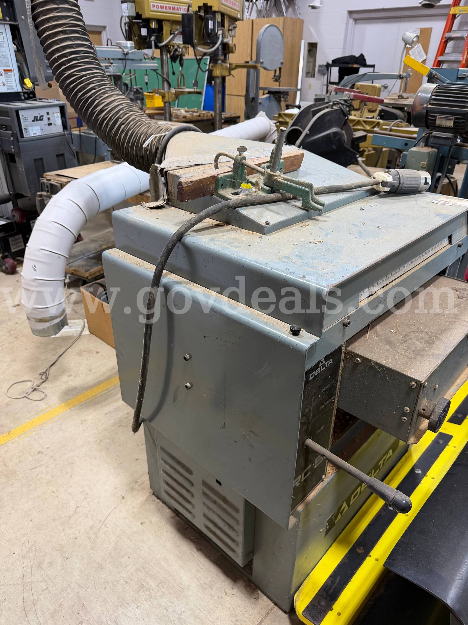 Invicta Delta RC51 20" Planer Invicta Delta RC51 - 224611 Government Surplus Auction - Photo #4