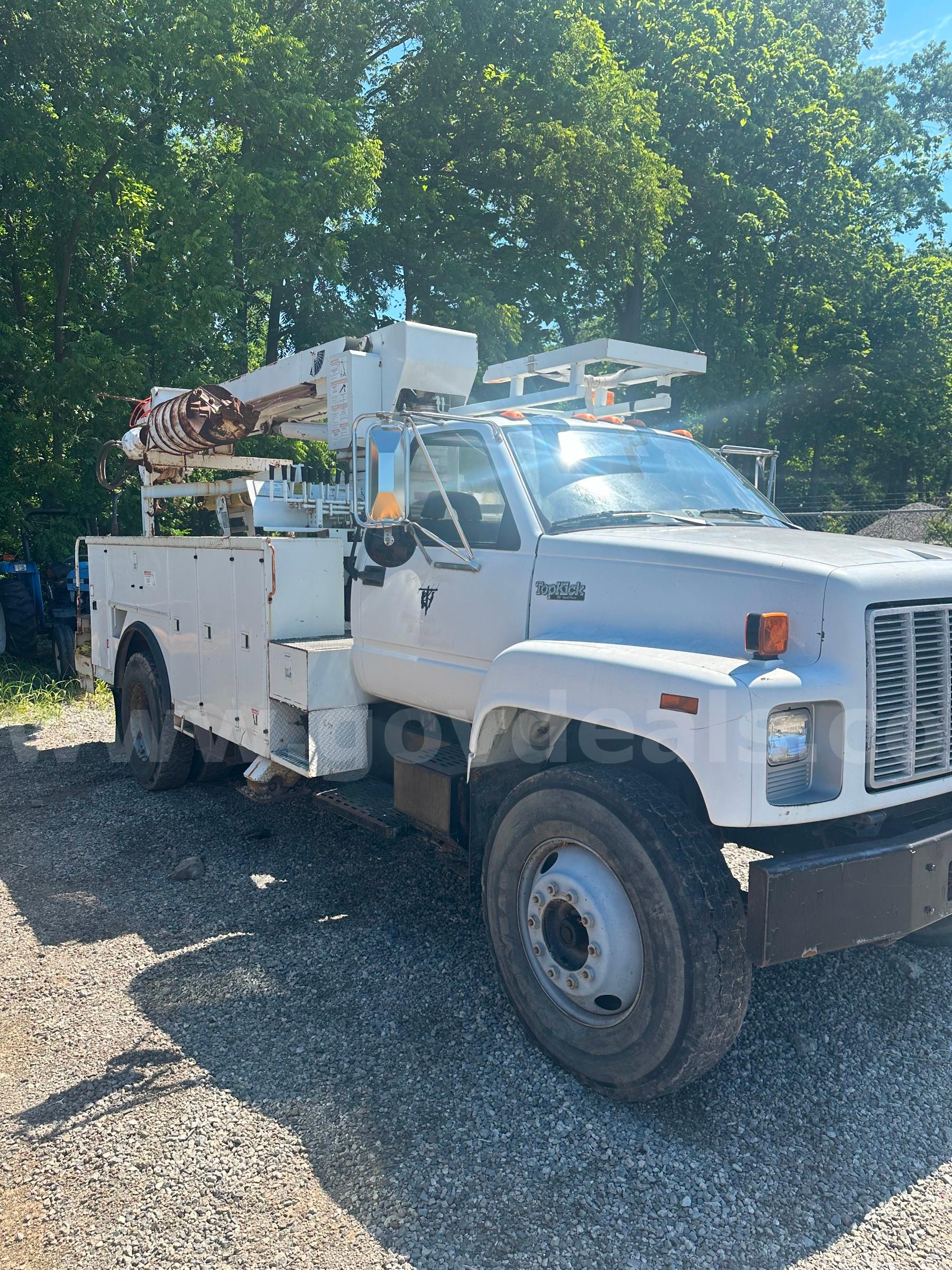 1993 GMC C7H042 GMC C7H042 Government Surplus Auction - Photo #2