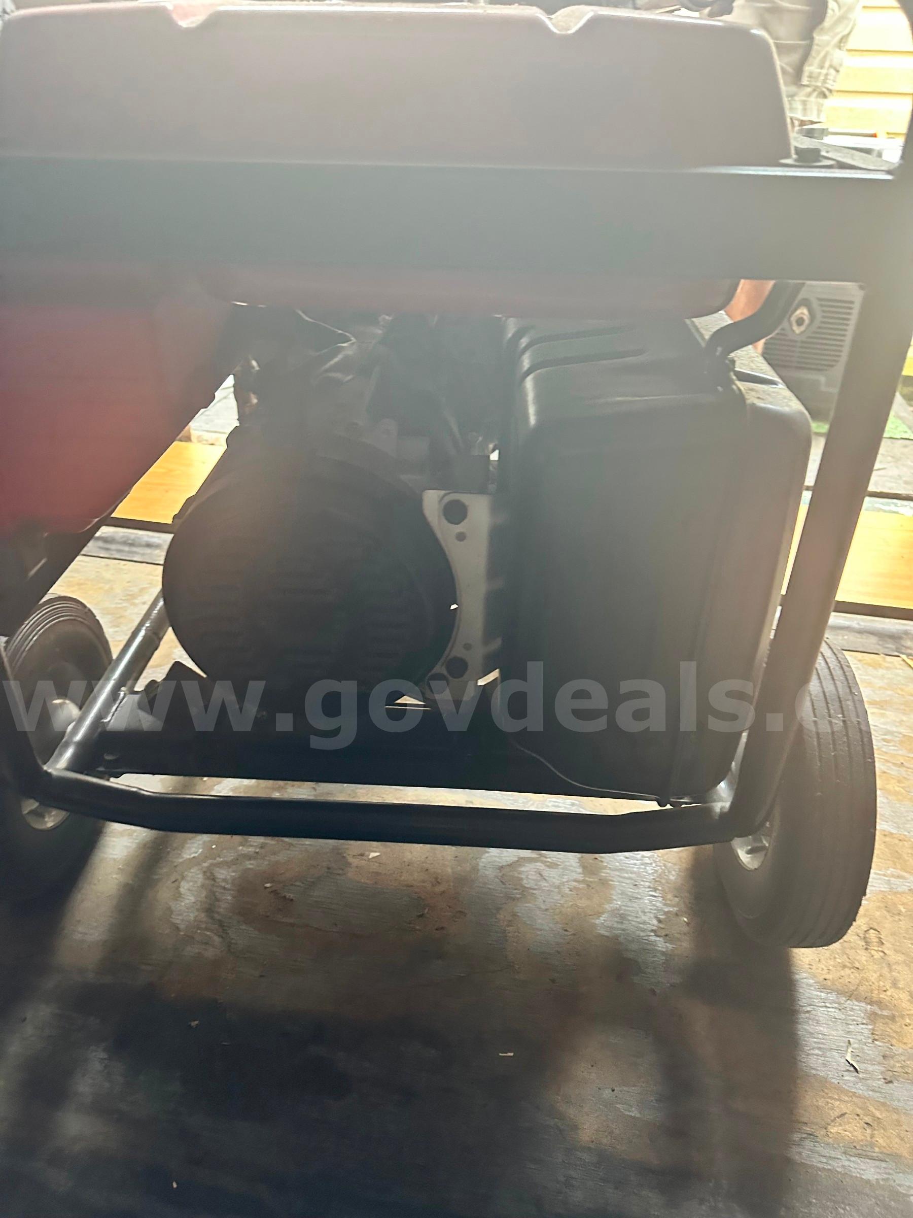 Honda EB5000X Portable industrial Generator Honda EB5000X Government Surplus Auction - Photo #6