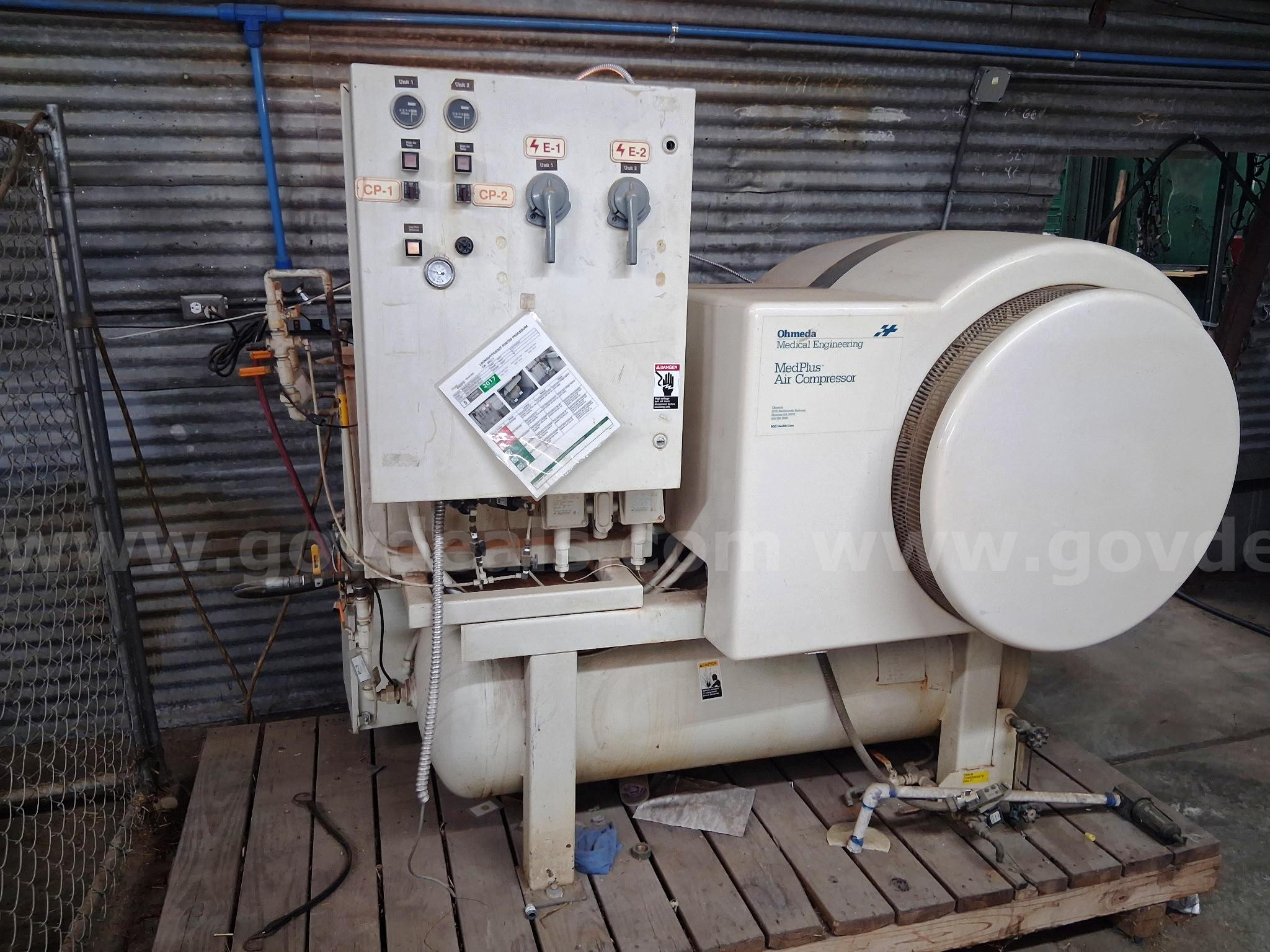 Olmeda Med Plus Dual Air Compressor – Excellent Working Condiiton!