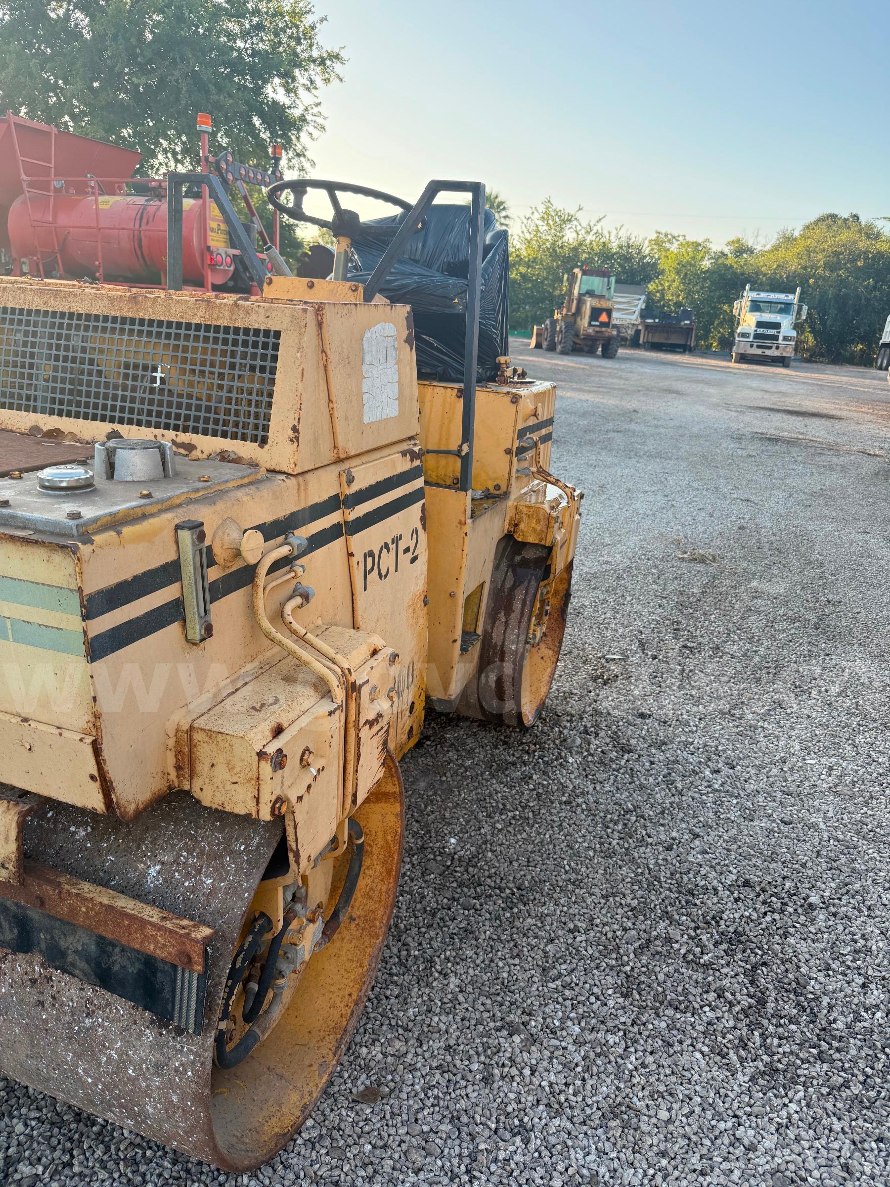 1983 Bomag Tandem Steel Roller Bomag BW 120 AD Government Surplus Auction - Photo #6