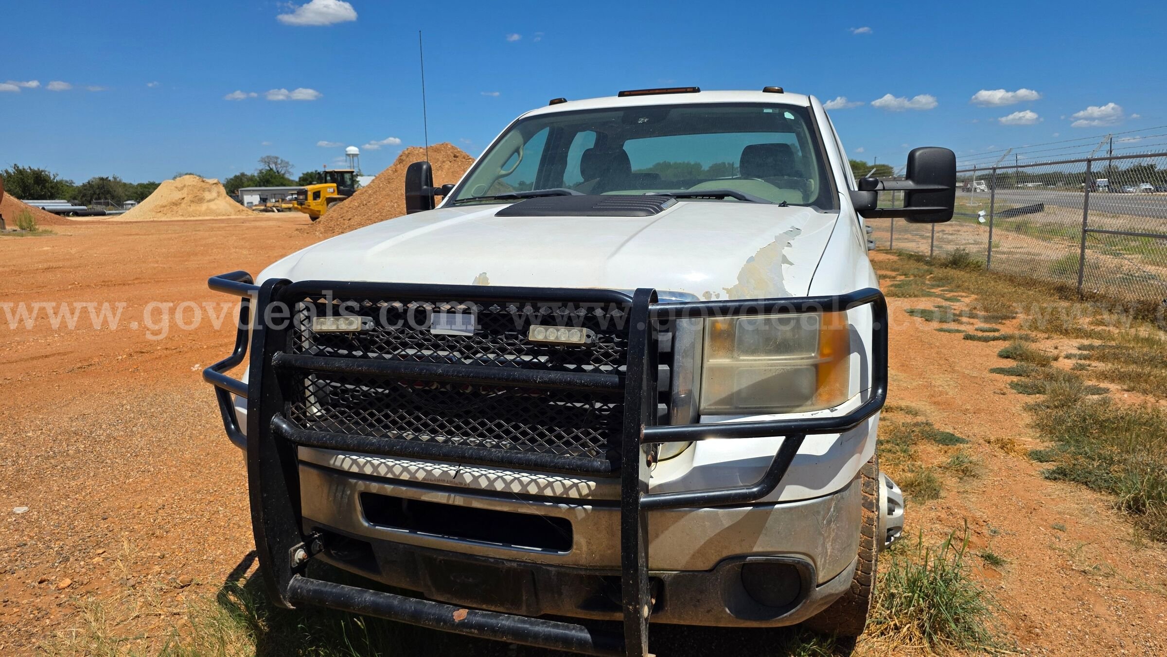 2012 GMC Sierra 3500HD Work Truck Crew Cab 4WD - CHASSIS ONLY GMC Sierra 3500HD Government Surplus Auction - Primary Photo