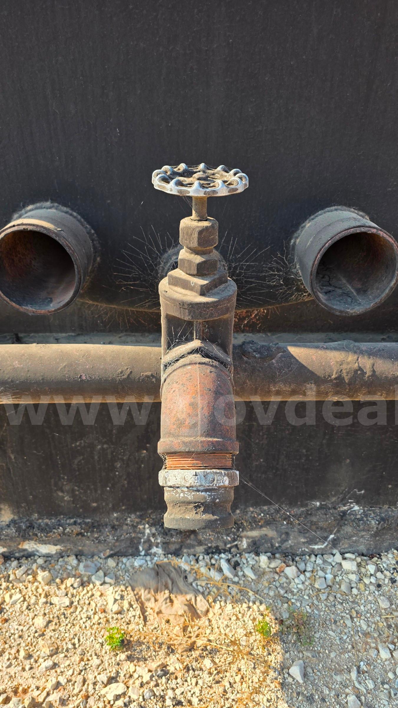 Oil Storage Tank   Government Surplus Auction - Photo #2