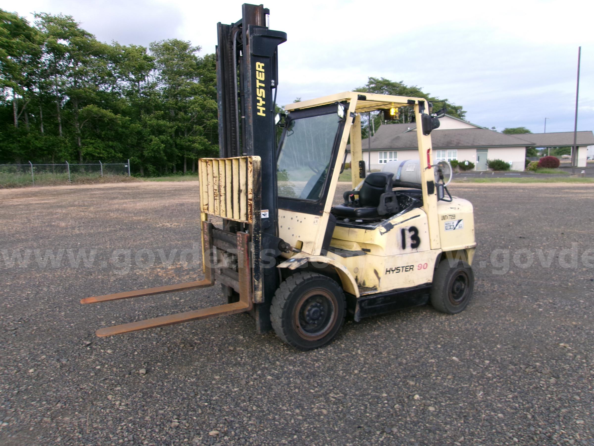 Forklift Hyster H90XMS 8800Lb Cap.