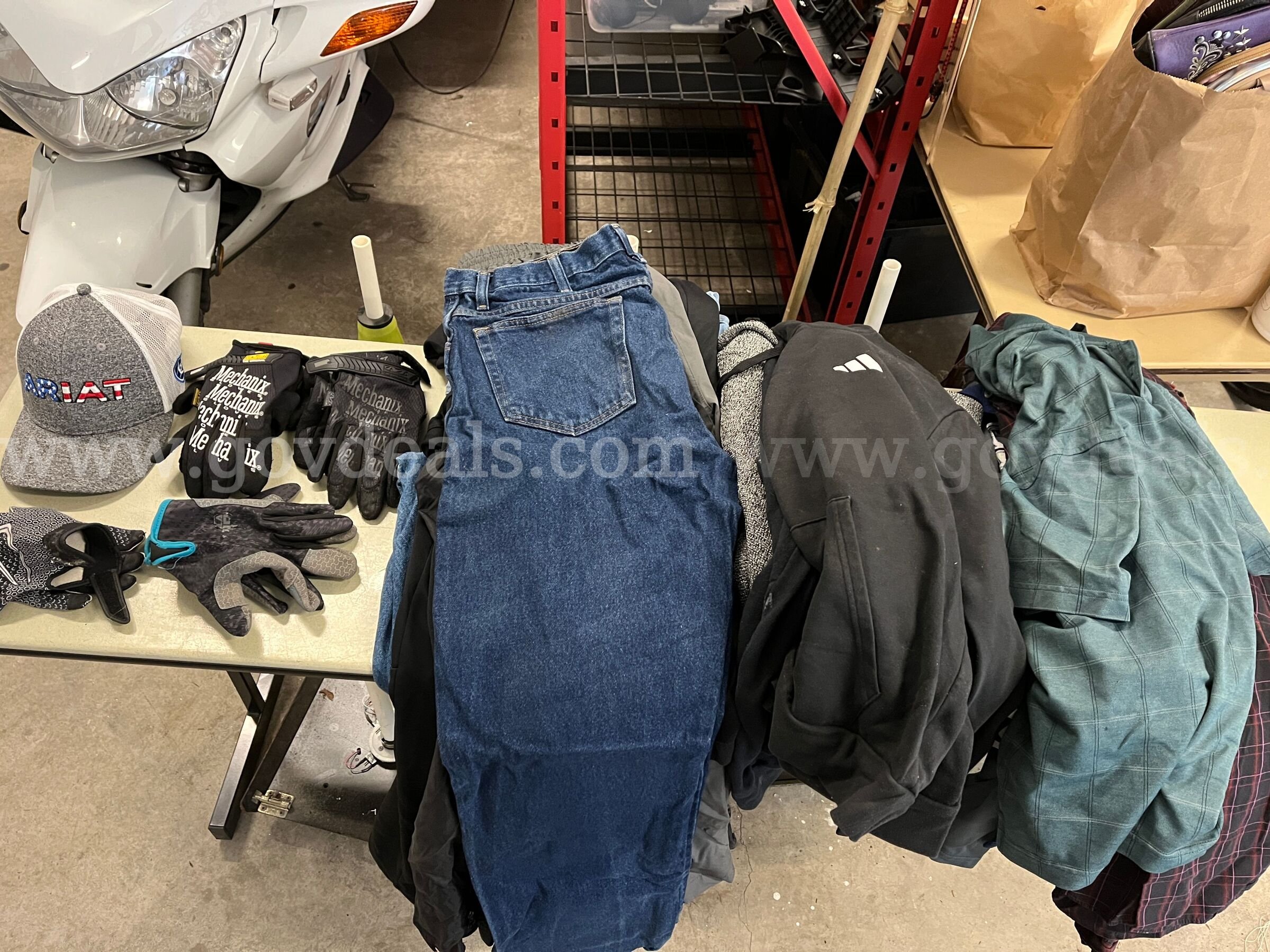 Mens clothing lot Mult  Government Surplus Auction - Photo #2