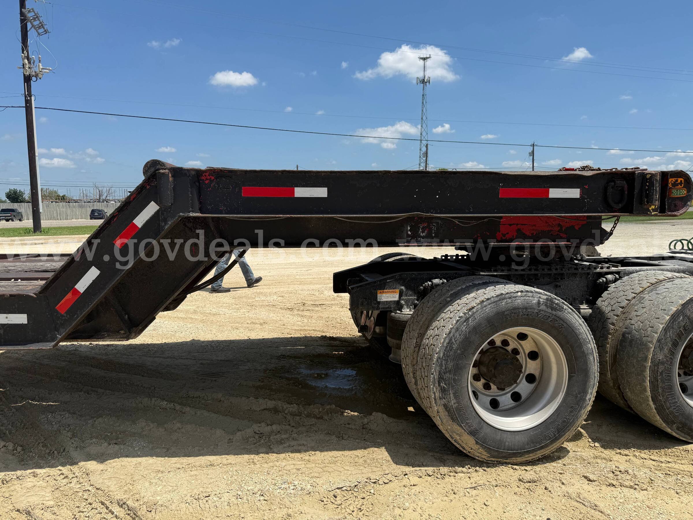 Drop Deck Trailer siebert lowboy Government Surplus Auction - Photo #4