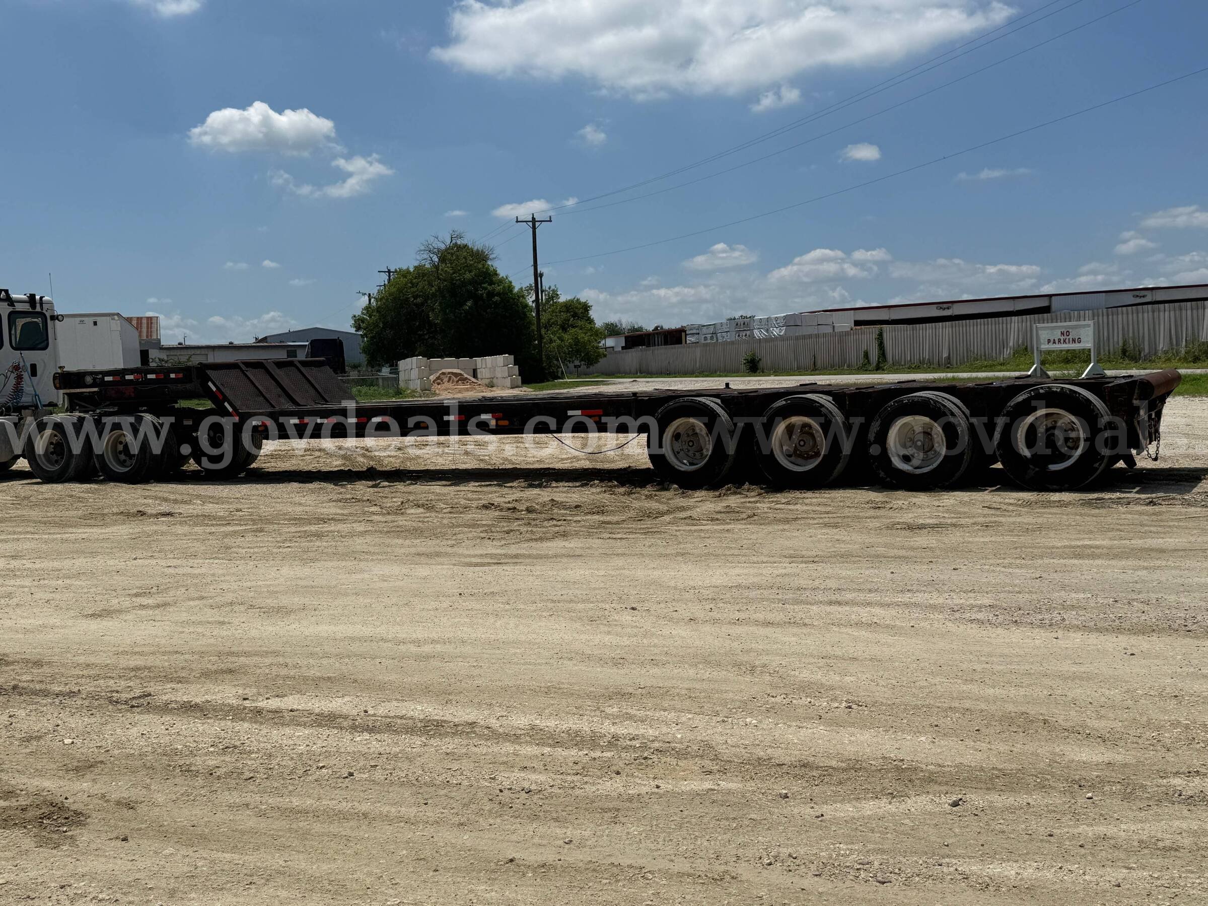 Drop Deck Trailer siebert lowboy Government Surplus Auction - Photo #5