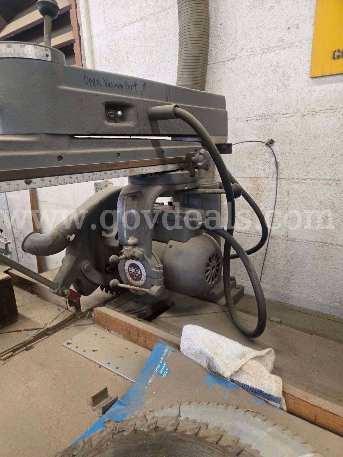 Delta Rockwell 12. Radial Arm Saw Delta  Government Surplus Auction - Photo #4