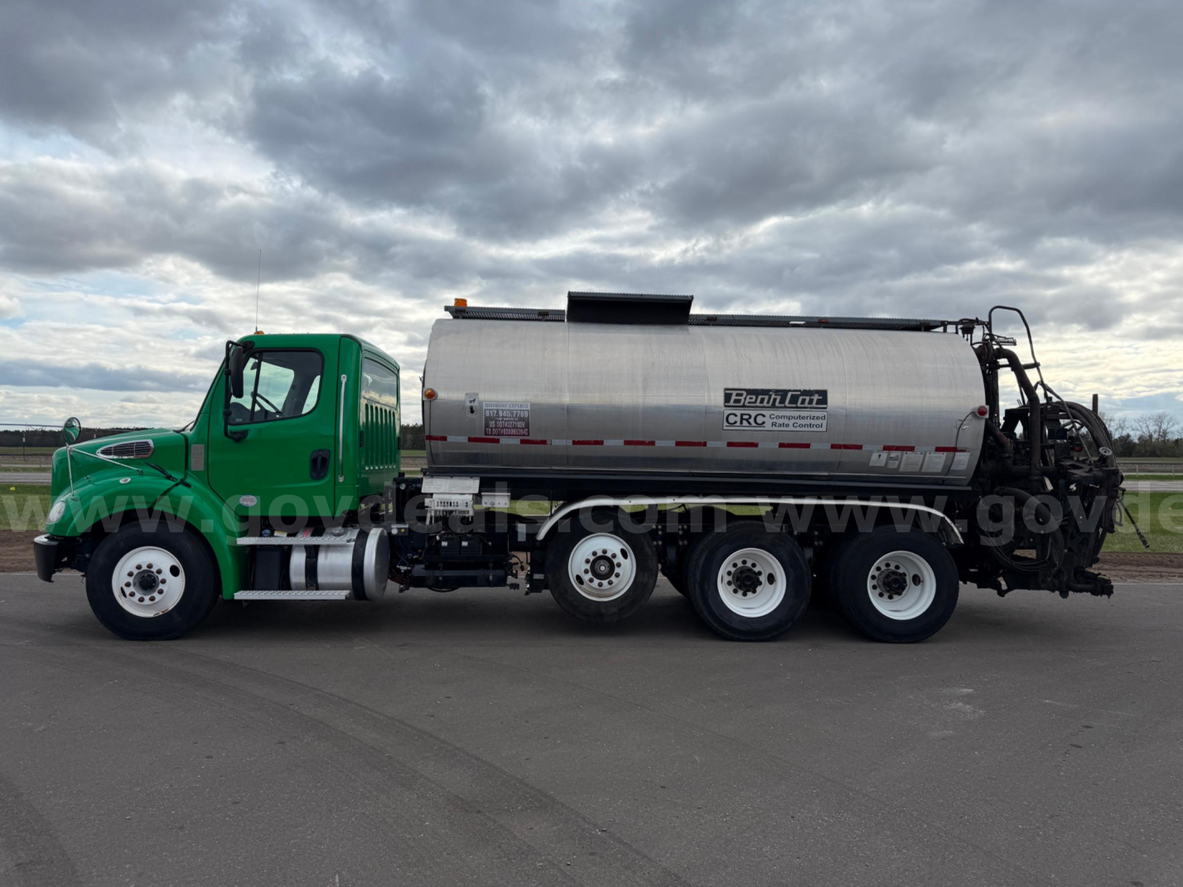 2021 FREIGHTLINER BEARCAT ASPHALT DISTRIBUTOR FREIGHTLINER BEARCAT ASPHALT Government Surplus Auction - Photo #2