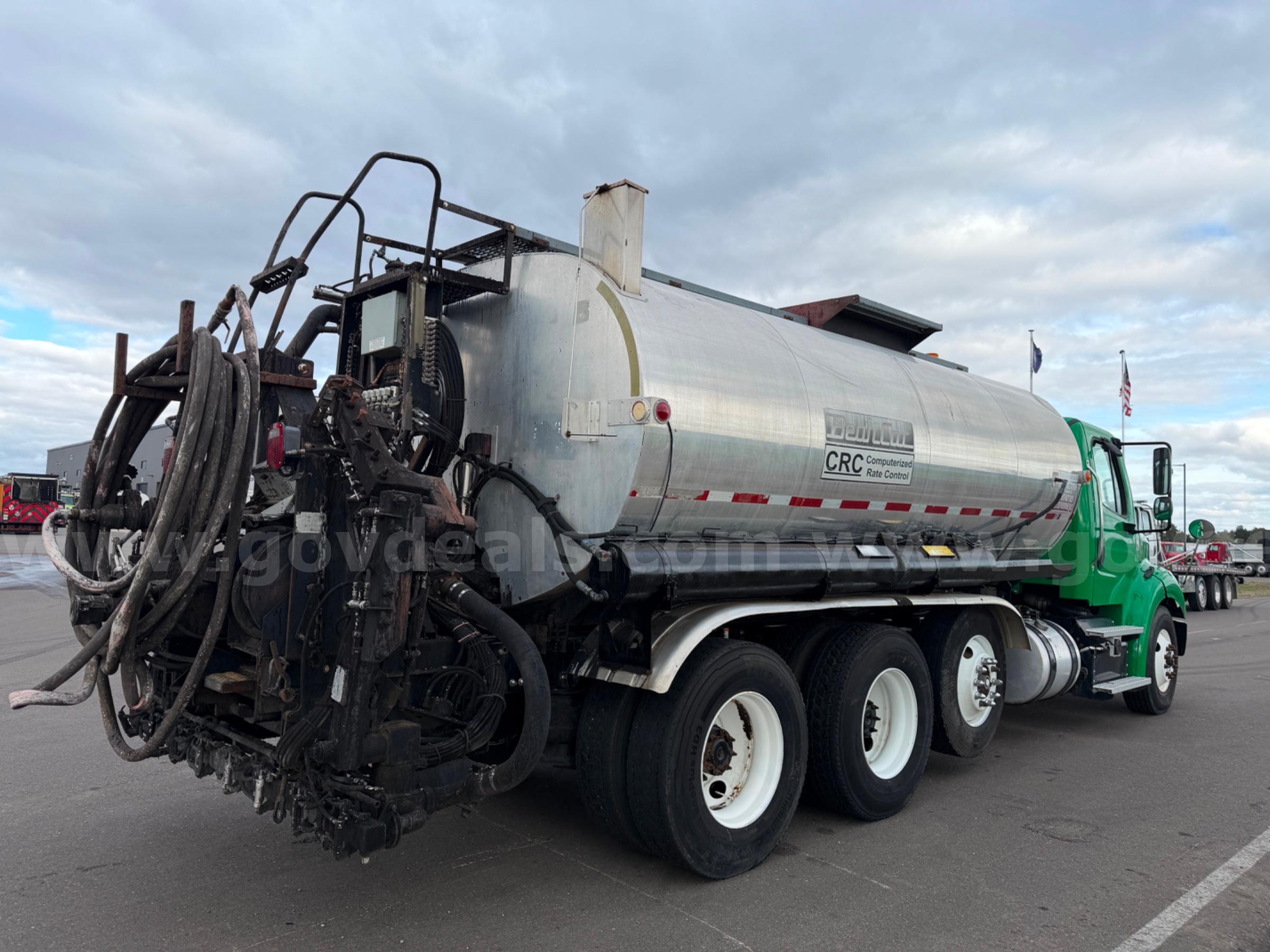 2021 FREIGHTLINER BEARCAT ASPHALT DISTRIBUTOR FREIGHTLINER BEARCAT ASPHALT Government Surplus Auction - Photo #5