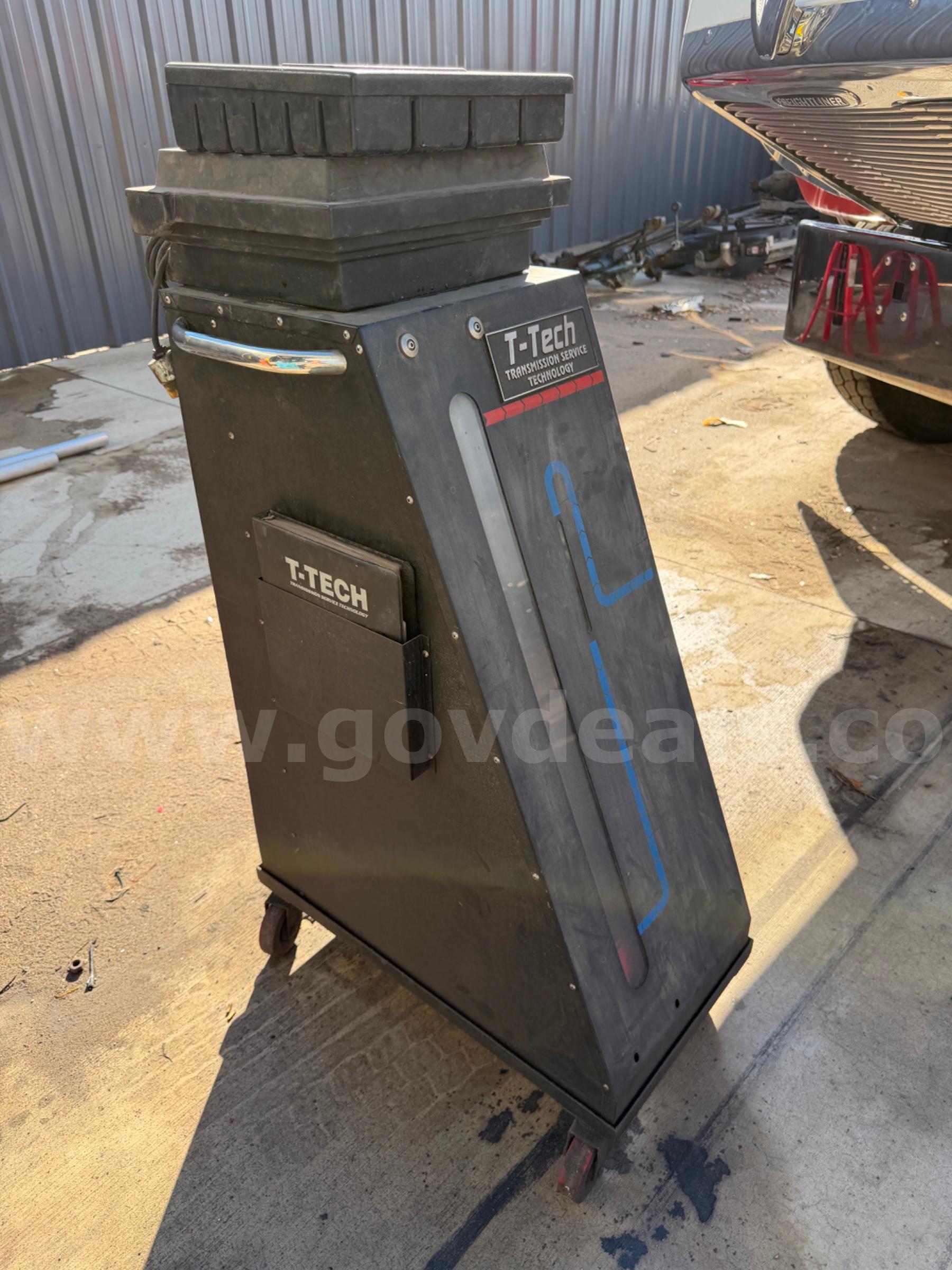 T - TECH TRANSMISSION SERVICE MACHINE T - TECH TRANSMISSION Government Surplus Auction - Photo #4