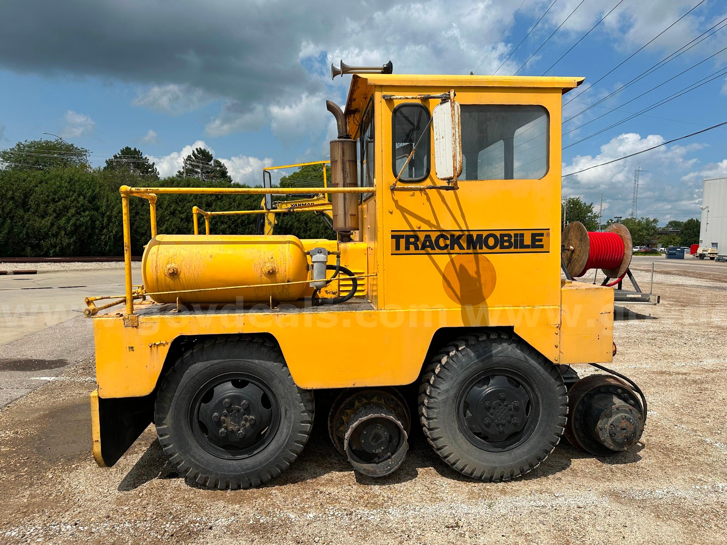1964 Whiting Trackmobile Model 7TM Railcar Mover - Runs & Drives, Fully Operational GMC 7TM Government Surplus Auction - Photo #3