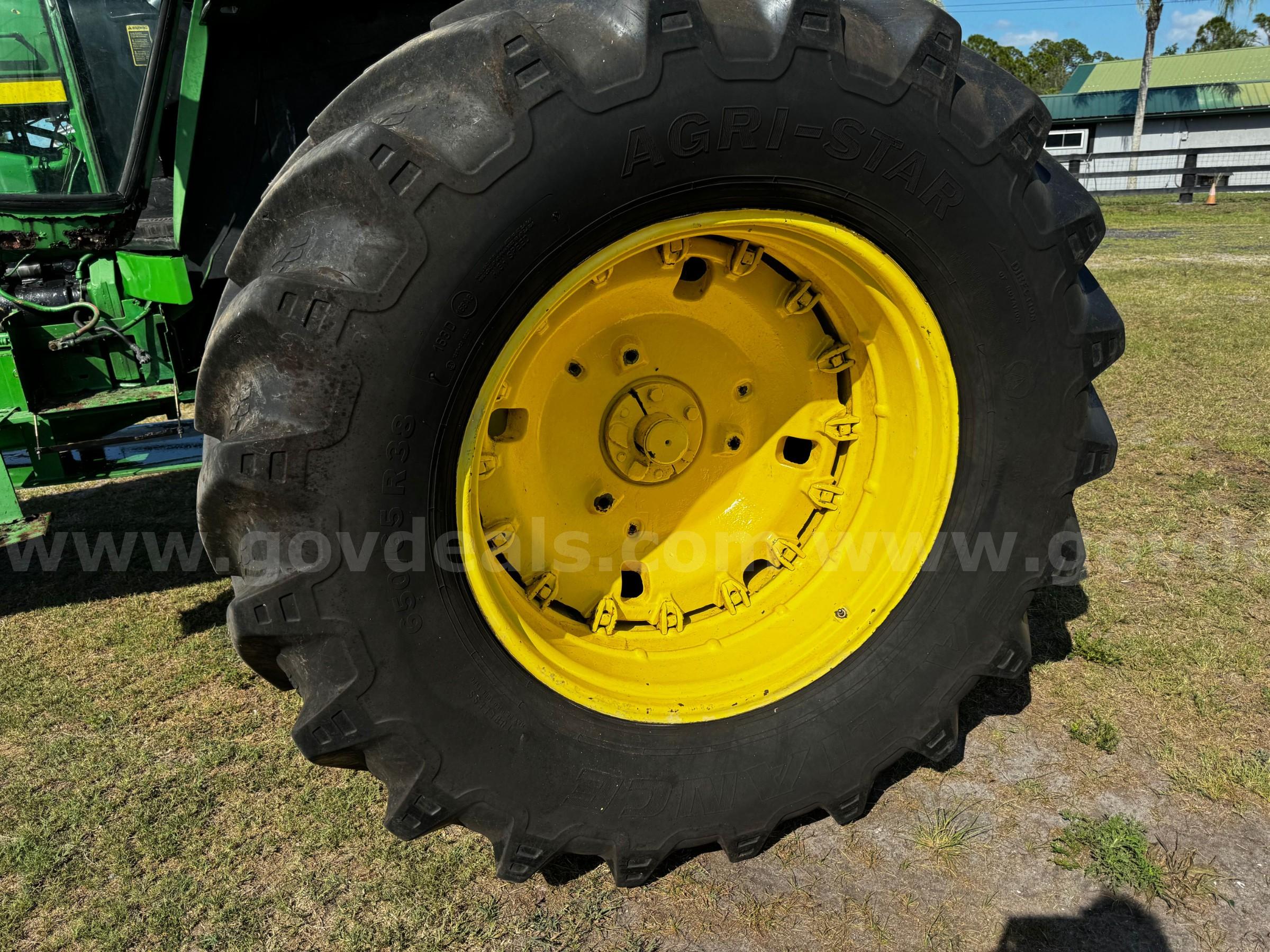 John Deere 4840 Tractor John Deere 4840 Government Surplus Auction - Photo #6
