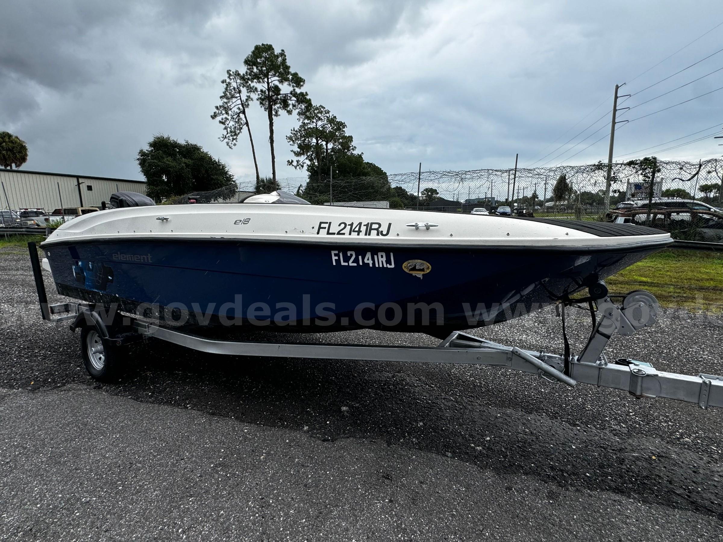 2017 Bayliner Element E18 Bayliner e18 Government Surplus Auction - Photo #3