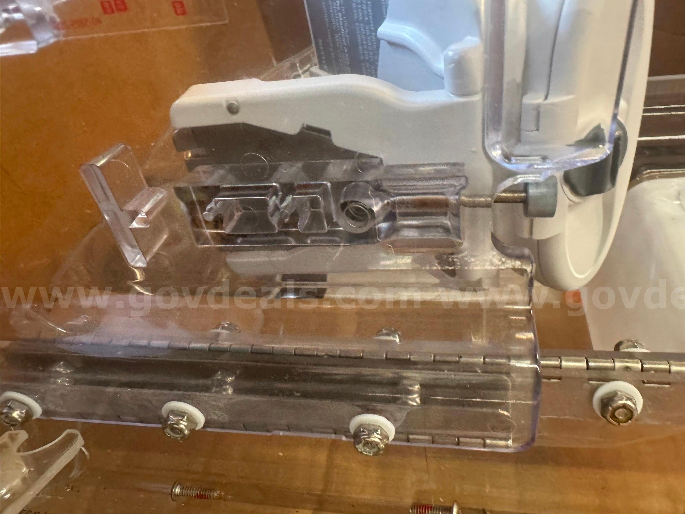 40 PCS CADD SOLIS 2110 INFUSION PUMP  2110 Government Surplus Auction - Photo #6