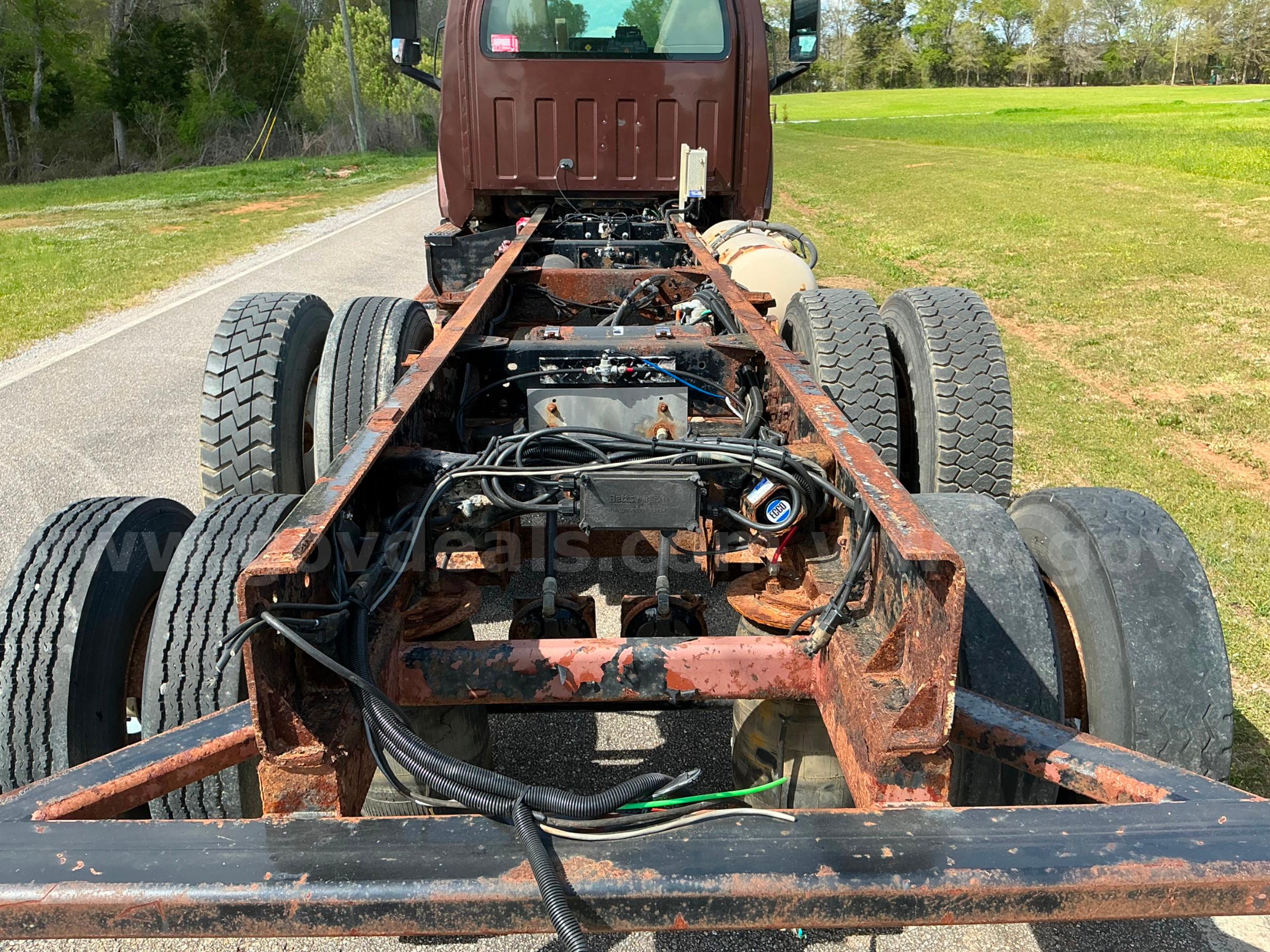 2007 GMC C7500 Kodiak Cab & Chassis ( Video Attached) GMC C7500 Government Surplus Auction - Photo #6