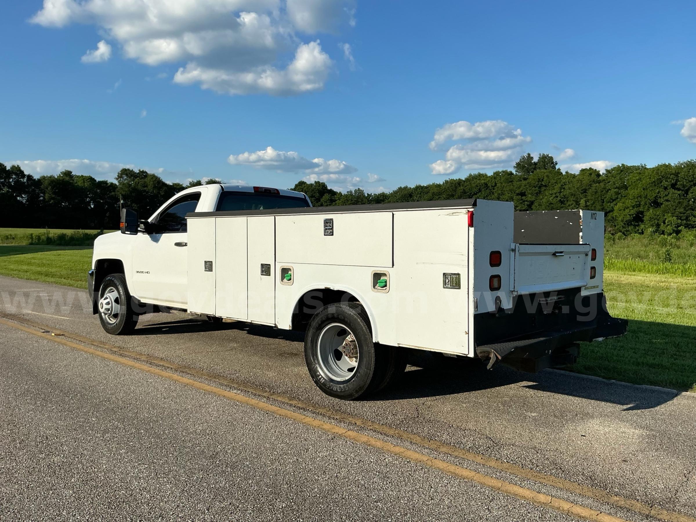 2016 Chevrolet Silverado 3500HD Duramax Diesel 2WD Chevrolet Silverado 3500HD Government Surplus Auction - Photo #3