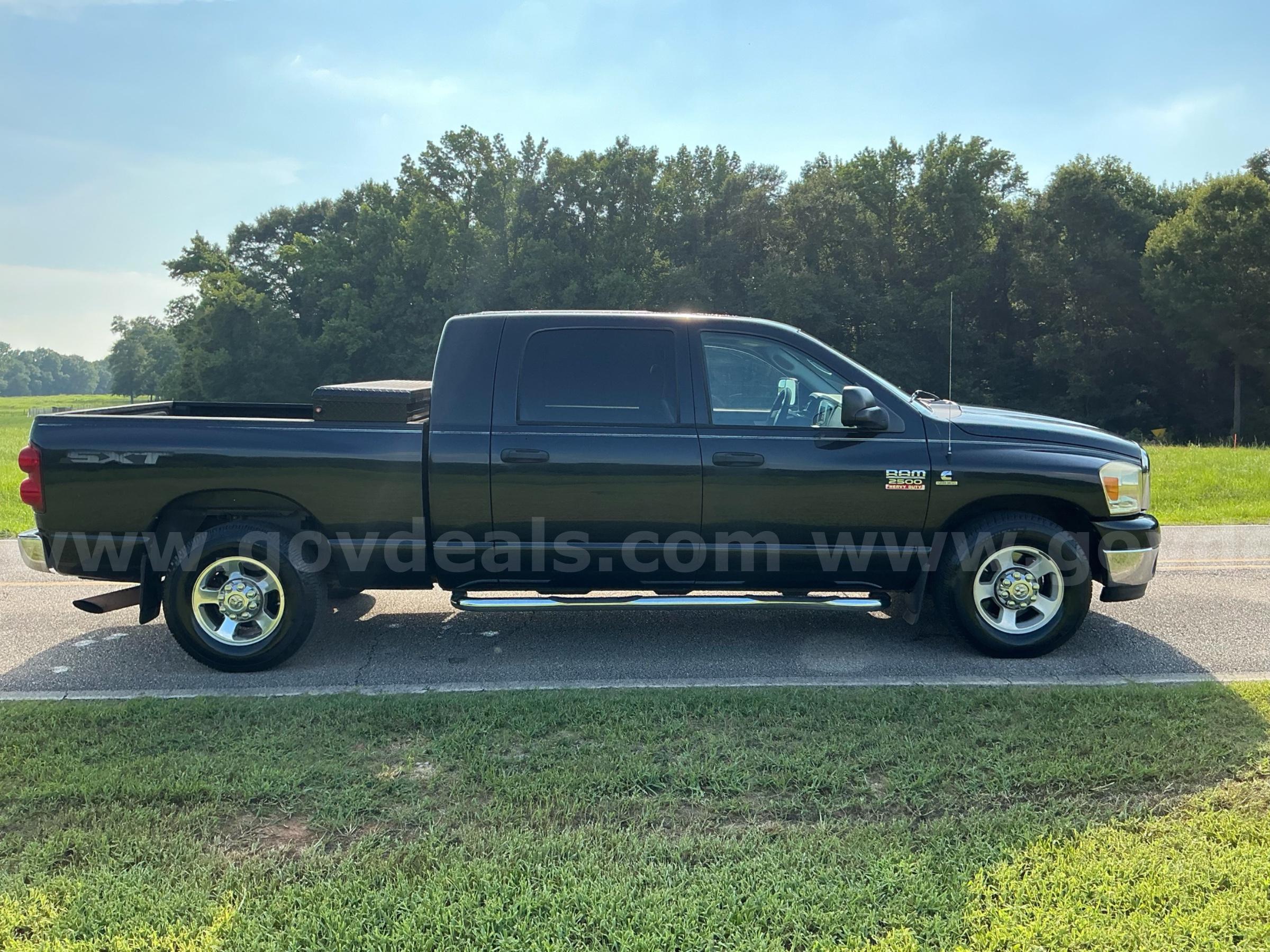 2009 Dodge Ram 2500 SXT Mega Cab CUMMINS DIESEL Dodge Ram 2500 Government Surplus Auction - Photo #5