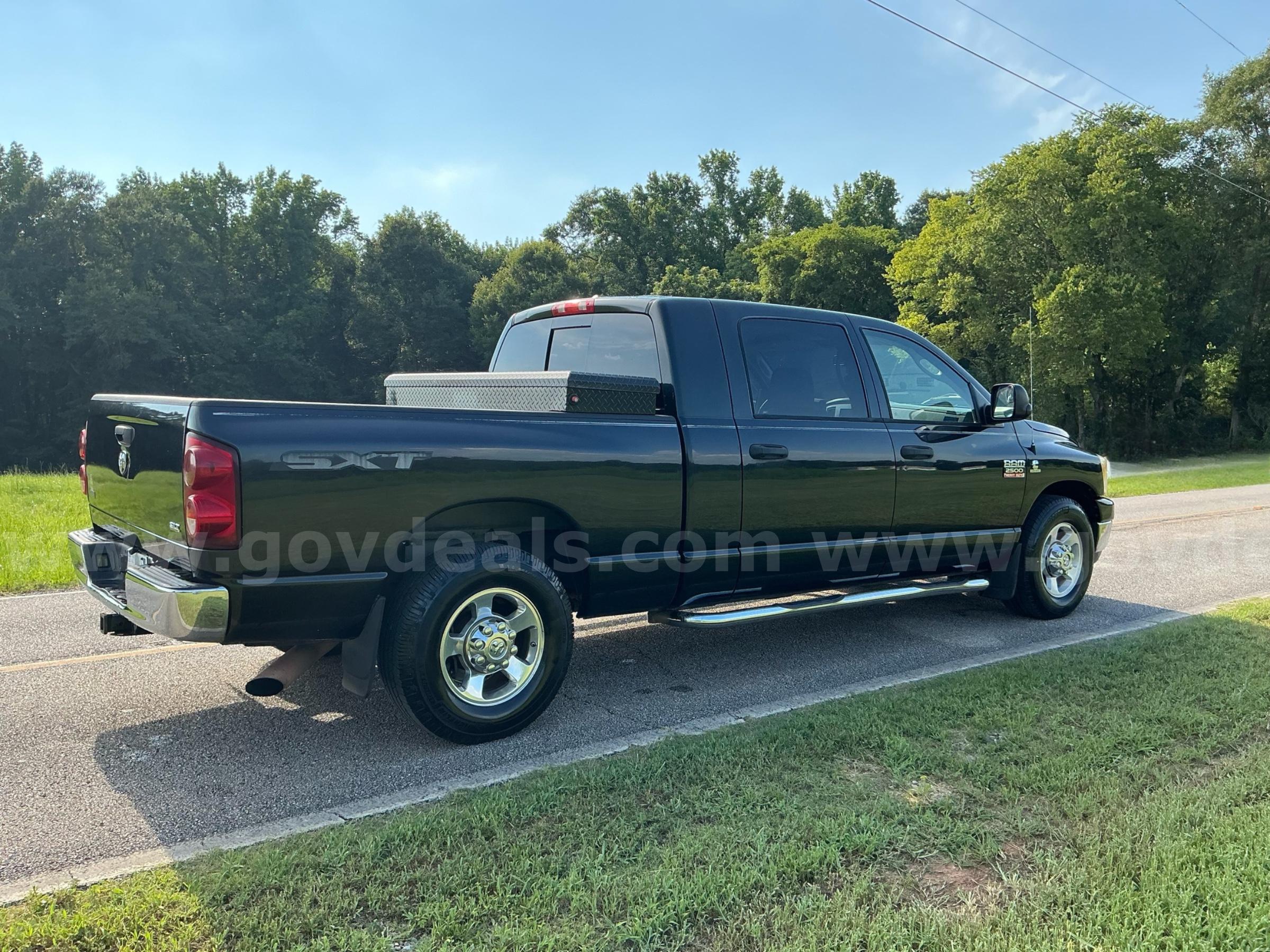 2009 Dodge Ram 2500 SXT Mega Cab CUMMINS DIESEL Dodge Ram 2500 Government Surplus Auction - Photo #6