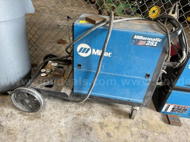 Welder Miller  Government Surplus Auction - Photo #2