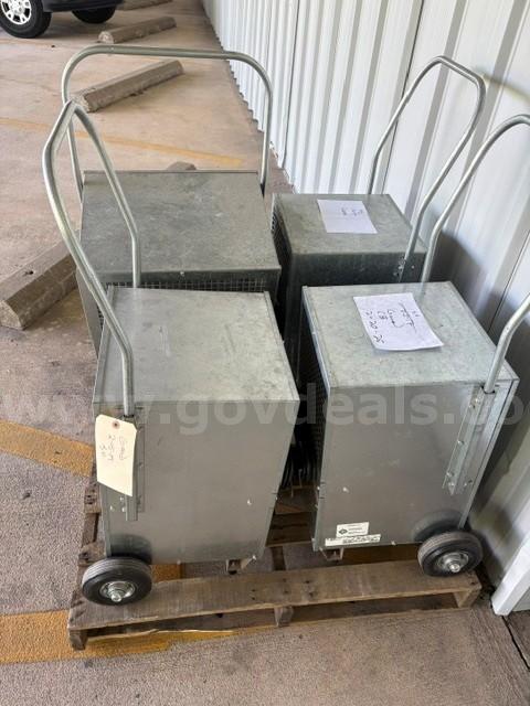 Dehumidifiers, 12 Total Oasis DC-45-D100 Government Surplus Auction - Photo #3