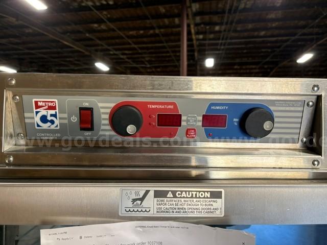 Food Warming Cabinet Metro C199-HM2000 Government Surplus Auction - Photo #4