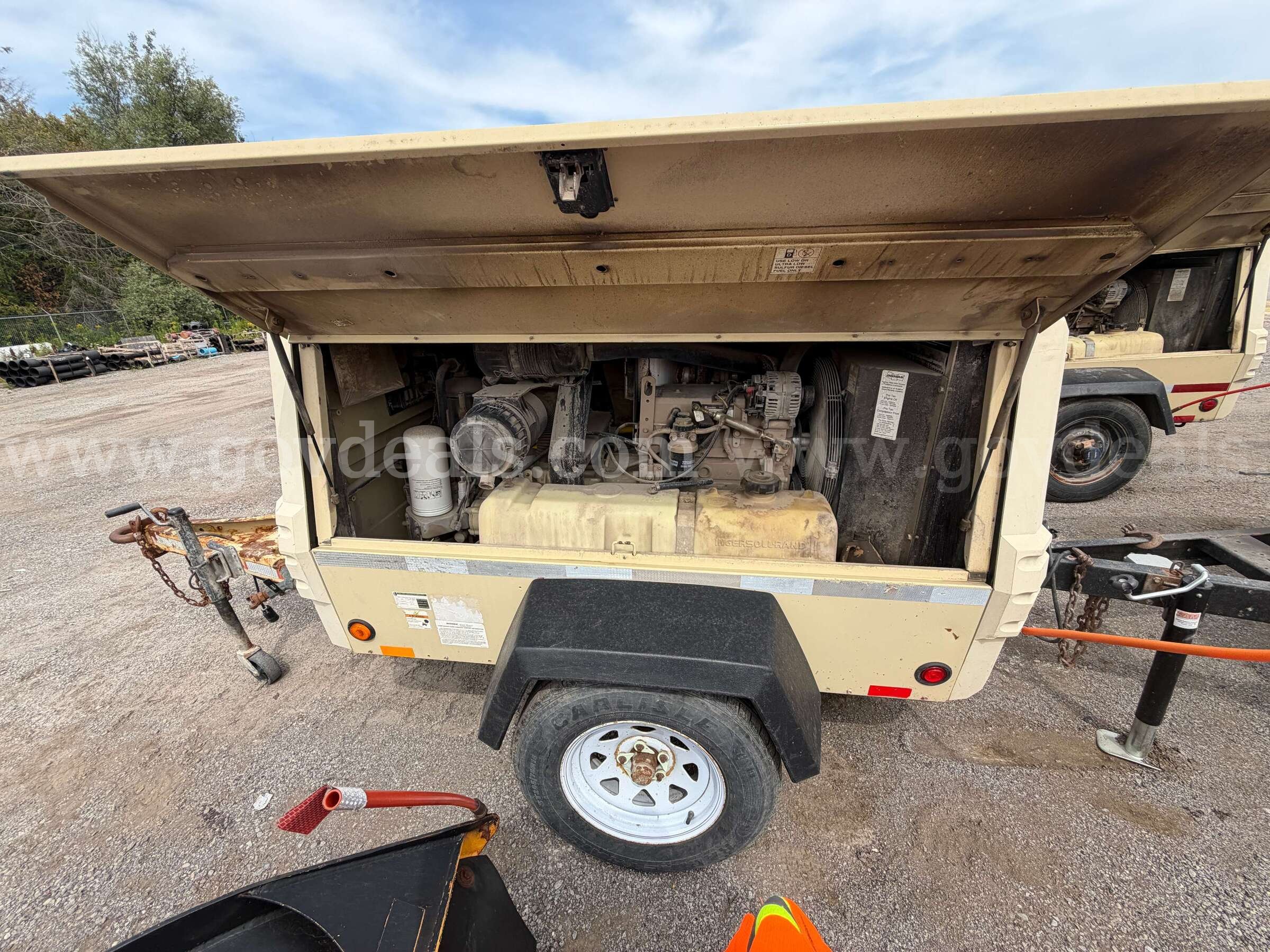 Ingersoll Rand Trailer Compressor John Deere/4024T Ingersoll Rand / John Deere 4024T Government Surplus Auction - Photo #6